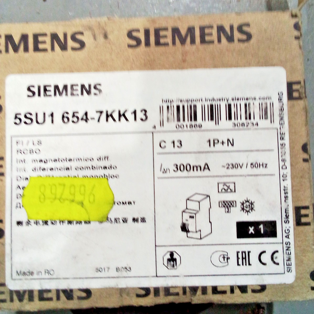 Siemens 5SU1654-7KK13 RCBO 13A C13 300mA 230V 1P+N Residual Current Breaker