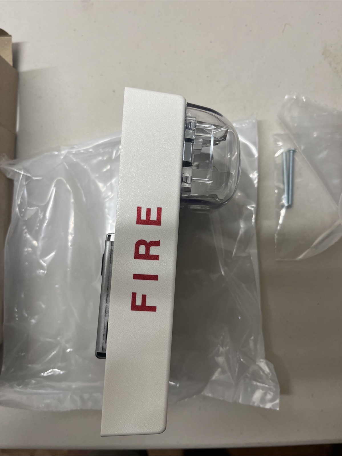 Simplex 4906-9130 Ceiling Horn Strobe – White