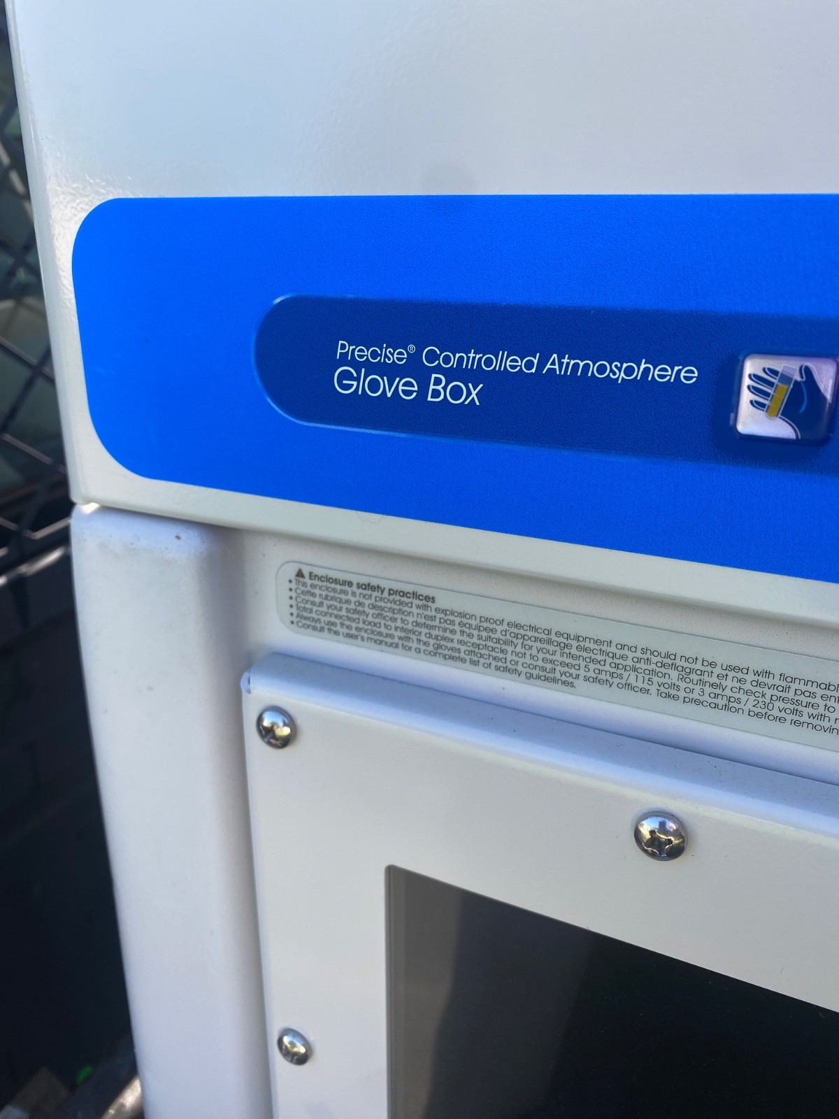 LABCONCO Precise Controlled Atmosphere Glove Box Catalog #5220100