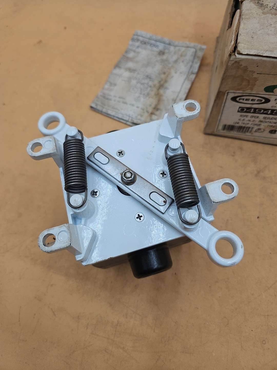 REES 04944-500 Rope Operating Sequence Switch 04944500
