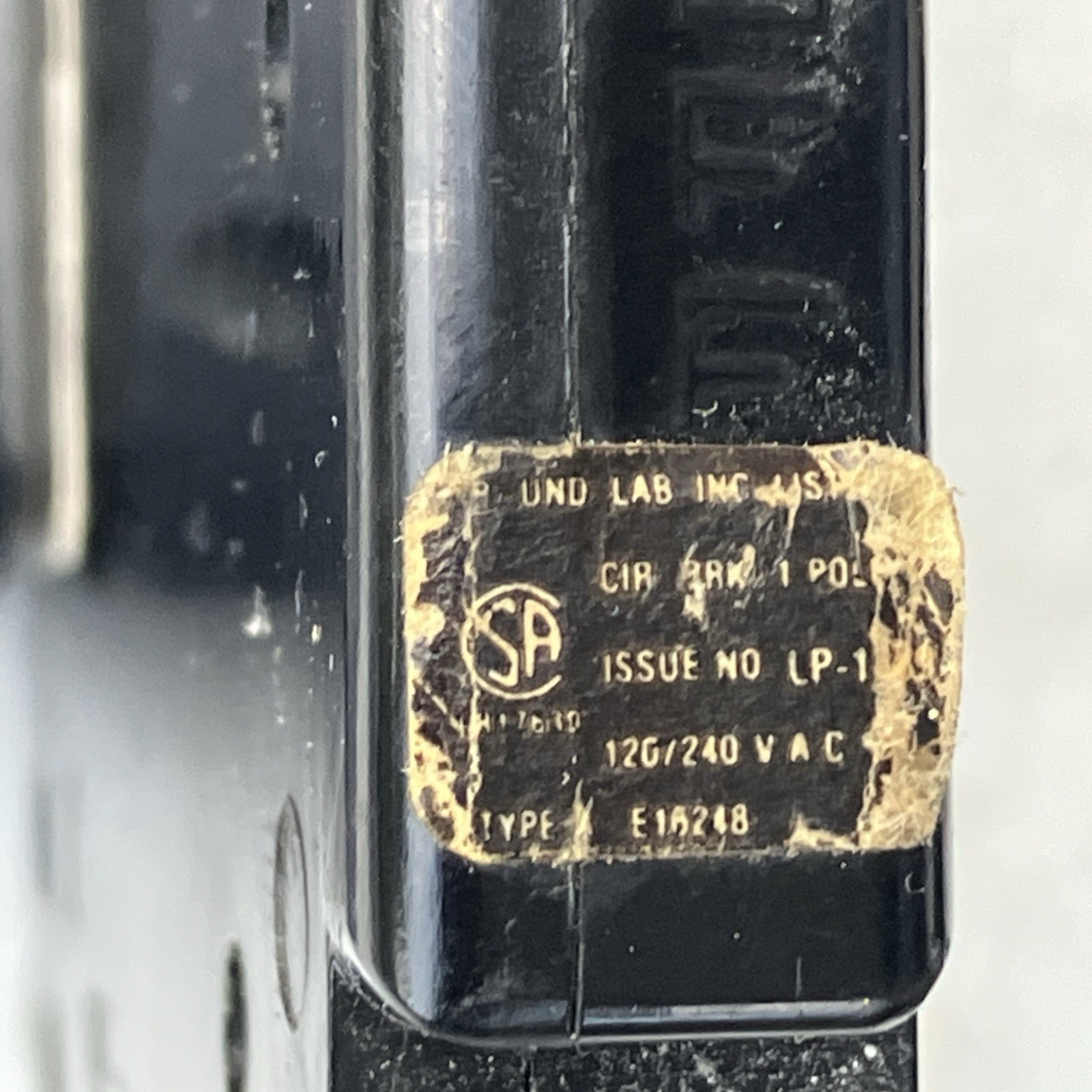 A120L Challenger Crouse-Hinds 1 Pole 20A «Cheater» Circuit Breaker A120 Non-CTL