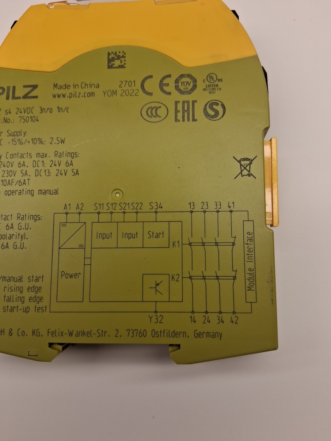 Pilz PNOZ s4 24VDC 3n/o 1n/c 750104 Sicherheitsrelais / Safety relay -used-