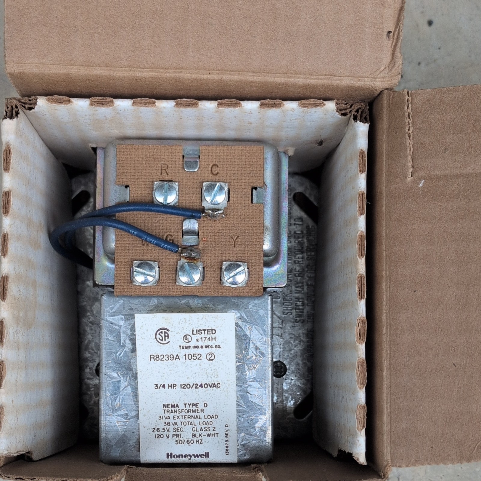 Honeywell R8239A 1052 Fan Center Transformer Relay 120/240VAC 24V Circuit