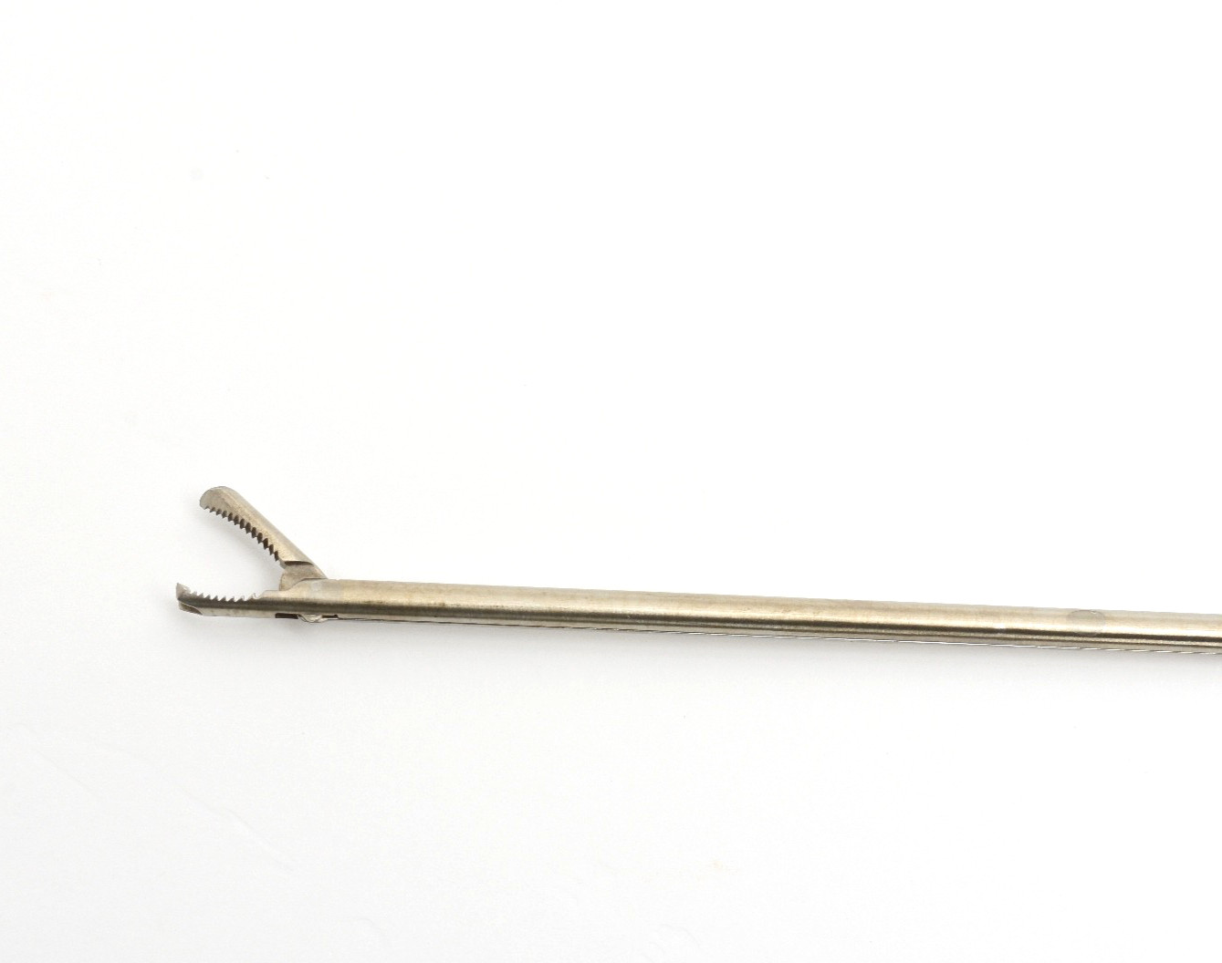 Stryker 300-034-700 Conquest 3.4 mm Loose Body Grasper with Ratchet