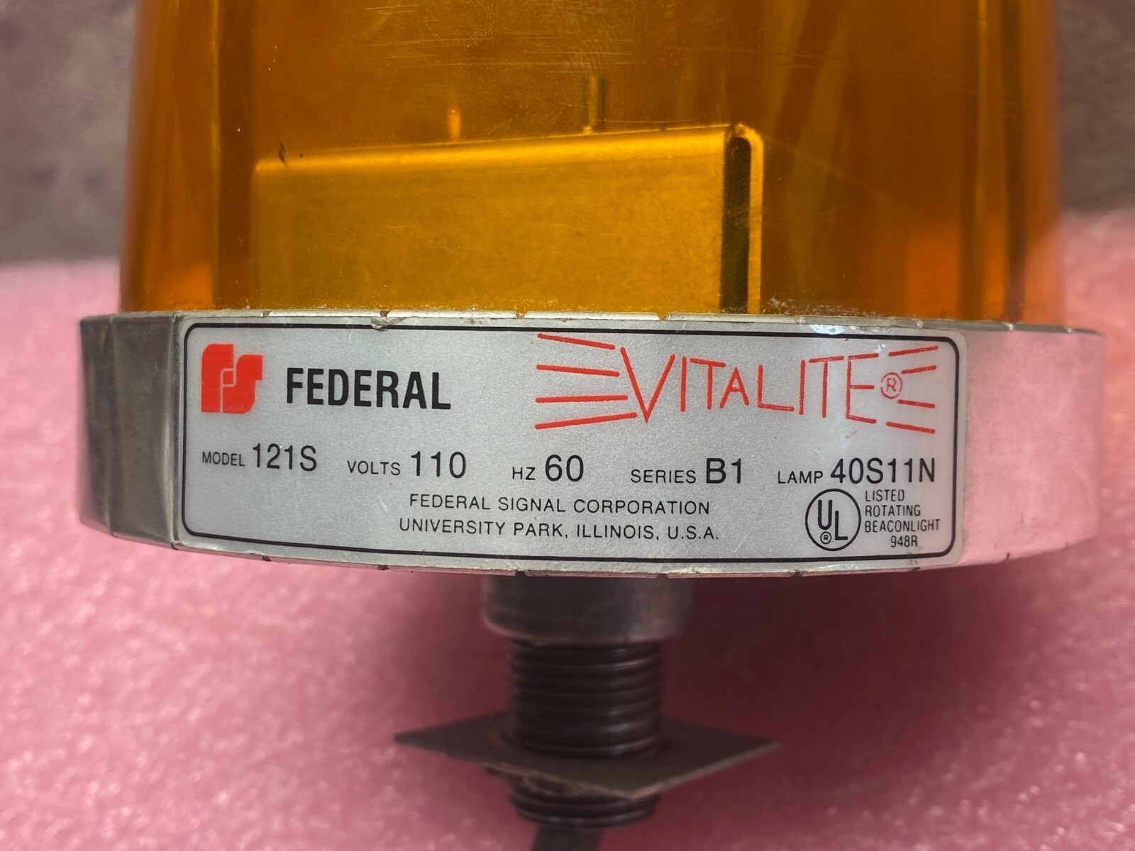 FEDERAL SIGNAL 121S AMBER BEACON