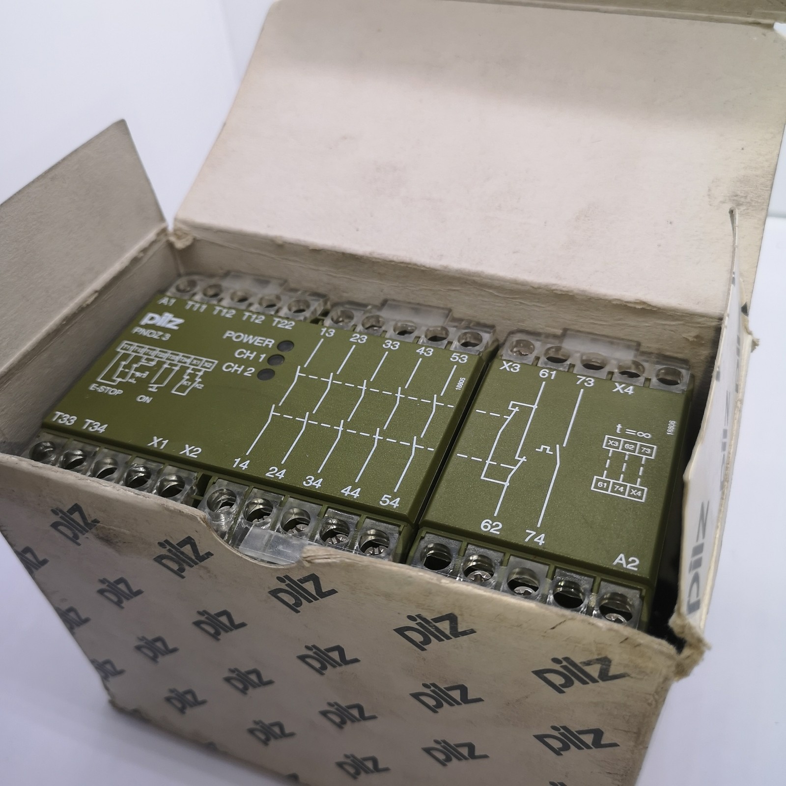Pilz 474894 PNOZ 3 Safety Relay
