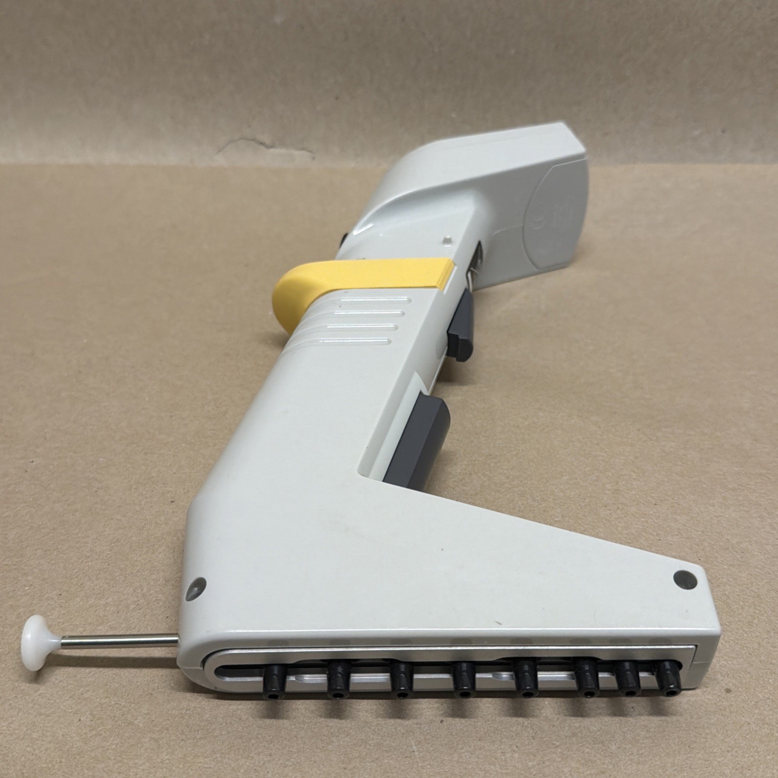 Thermo Scientific Matrix 2-125µL 8-Channel Electronic Adjustable Pipette