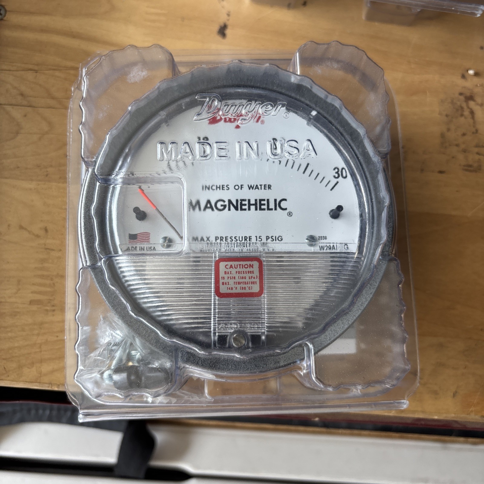 Dwyer 2030 Magnehelic Differential Pressure Gauge (0-30″w.c.)