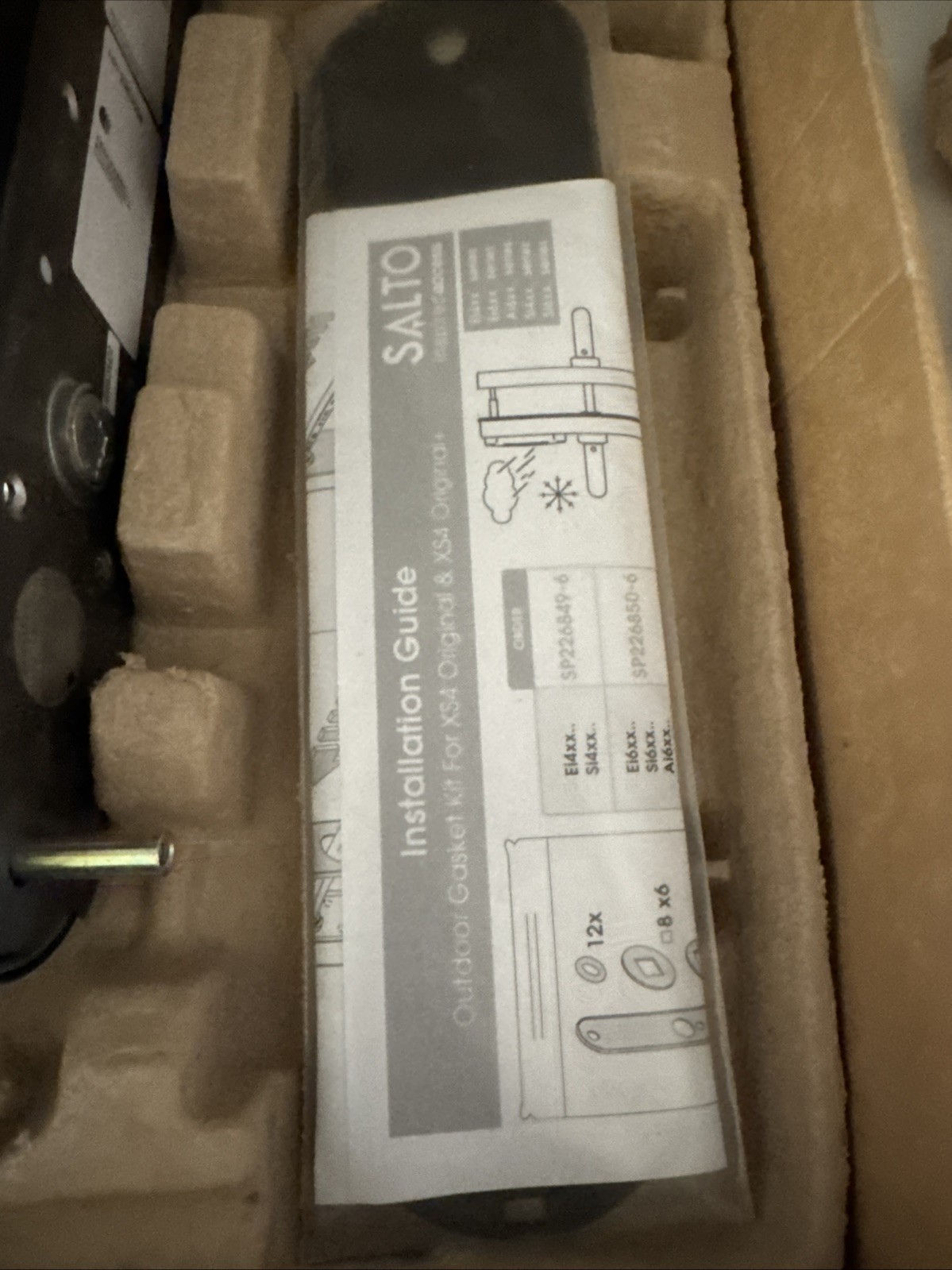 Salto AM650N00NEBH8E5 Missing Parts