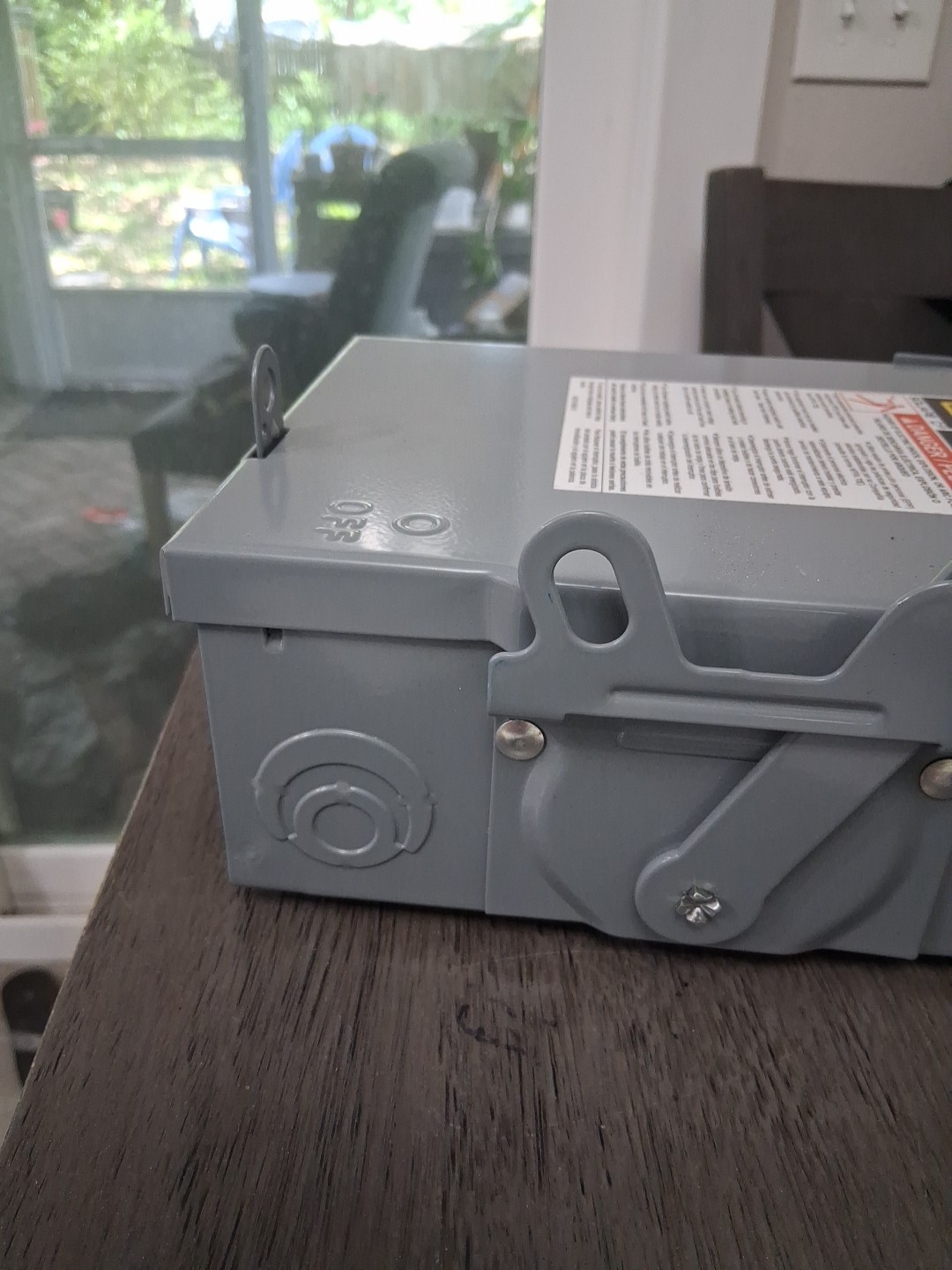 Square D D221NRB 30 Amp Fused Disconnect 240 V
