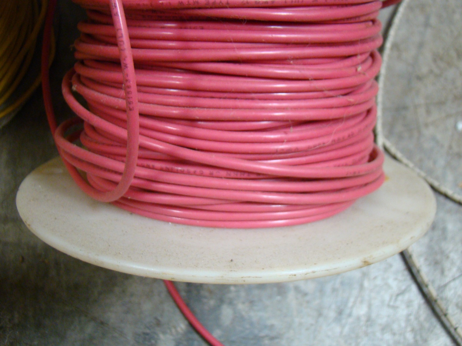 MIXED LOT SPOOLS ELECTRICAL WIRE 18 GAUGE 10 USED SPOOLS CAROL