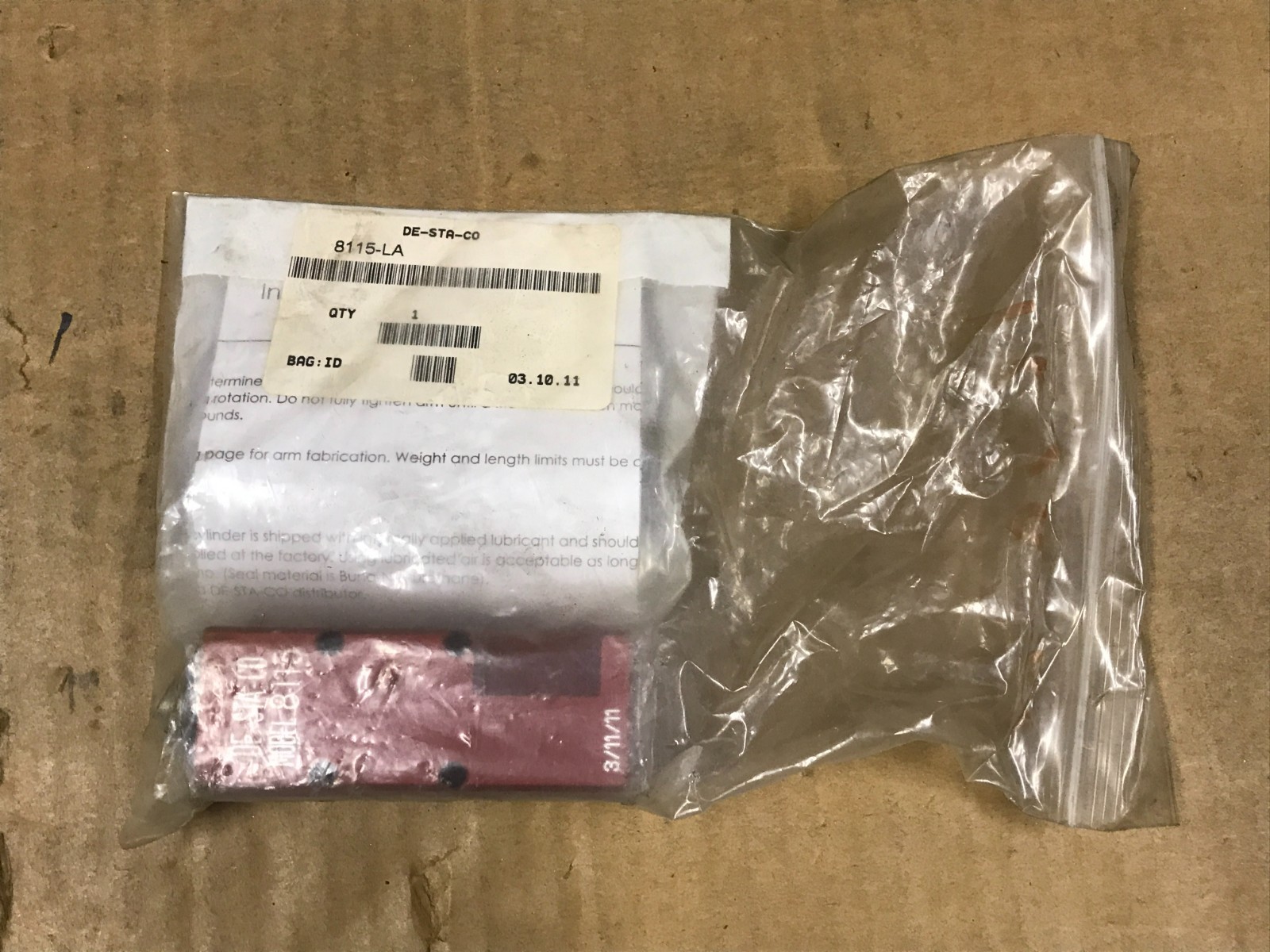 NOS De-Sta-Co Model 8115-LA Pneumatic Swing Cylinder Clamp