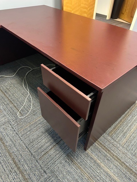 Left Hand U Shape in Mahogany Laminate Finish by Lacasse Groupe