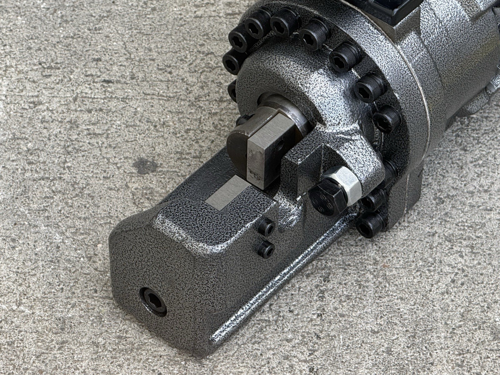 1200W Electric Hydraulic Rebar Cutter 22mm 7/8» Max Cutting Rod W/Xtra Blades