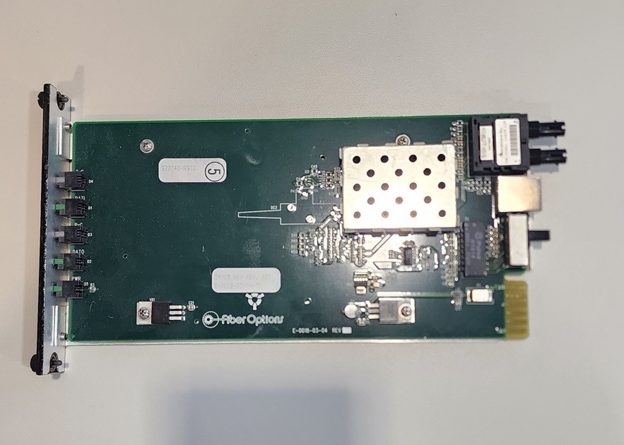 GE S7714D-RST2 100Base-T Ethernet, 2-Fiber Transmission Transmitters & Receivers
