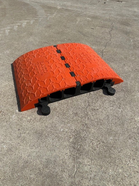 Cable Protector Ramp – 40″ x 27-1/2″ x 7-1/4″
