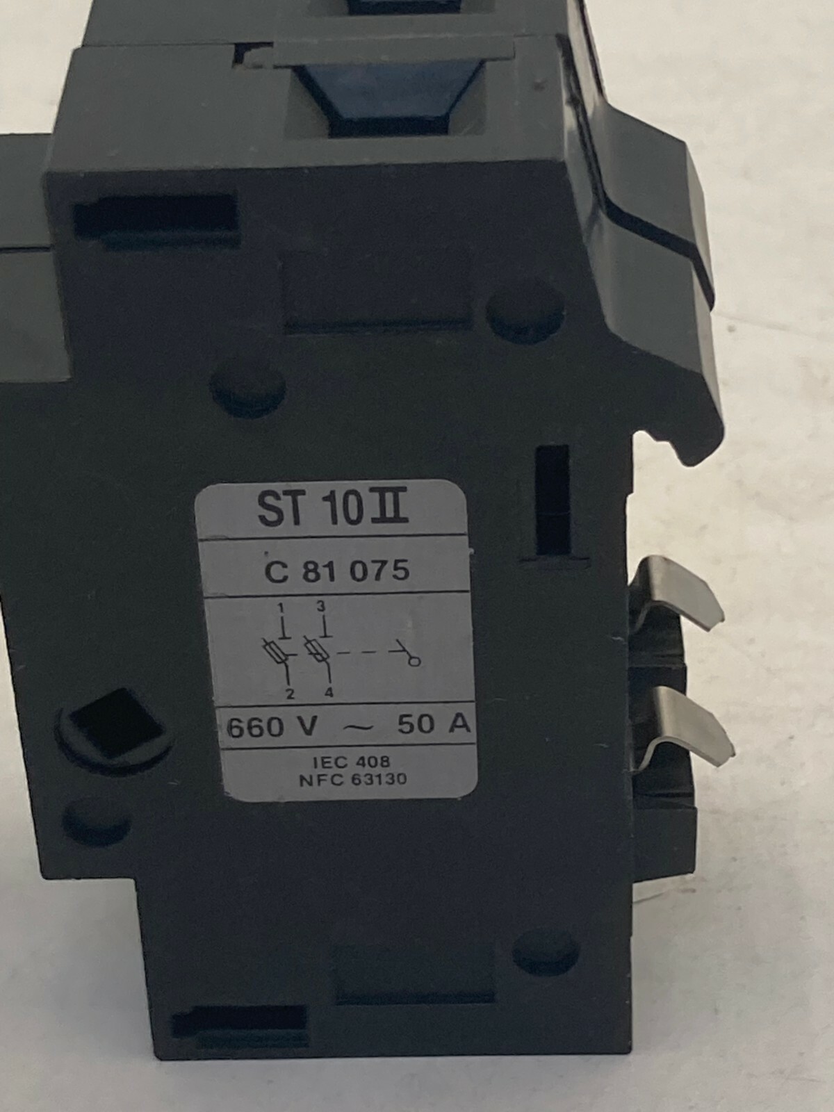 FERRAZZ ST10II C81075 FUSE HOLDER DIN RAIL MNT TWO POLE 660V 50A NNB
