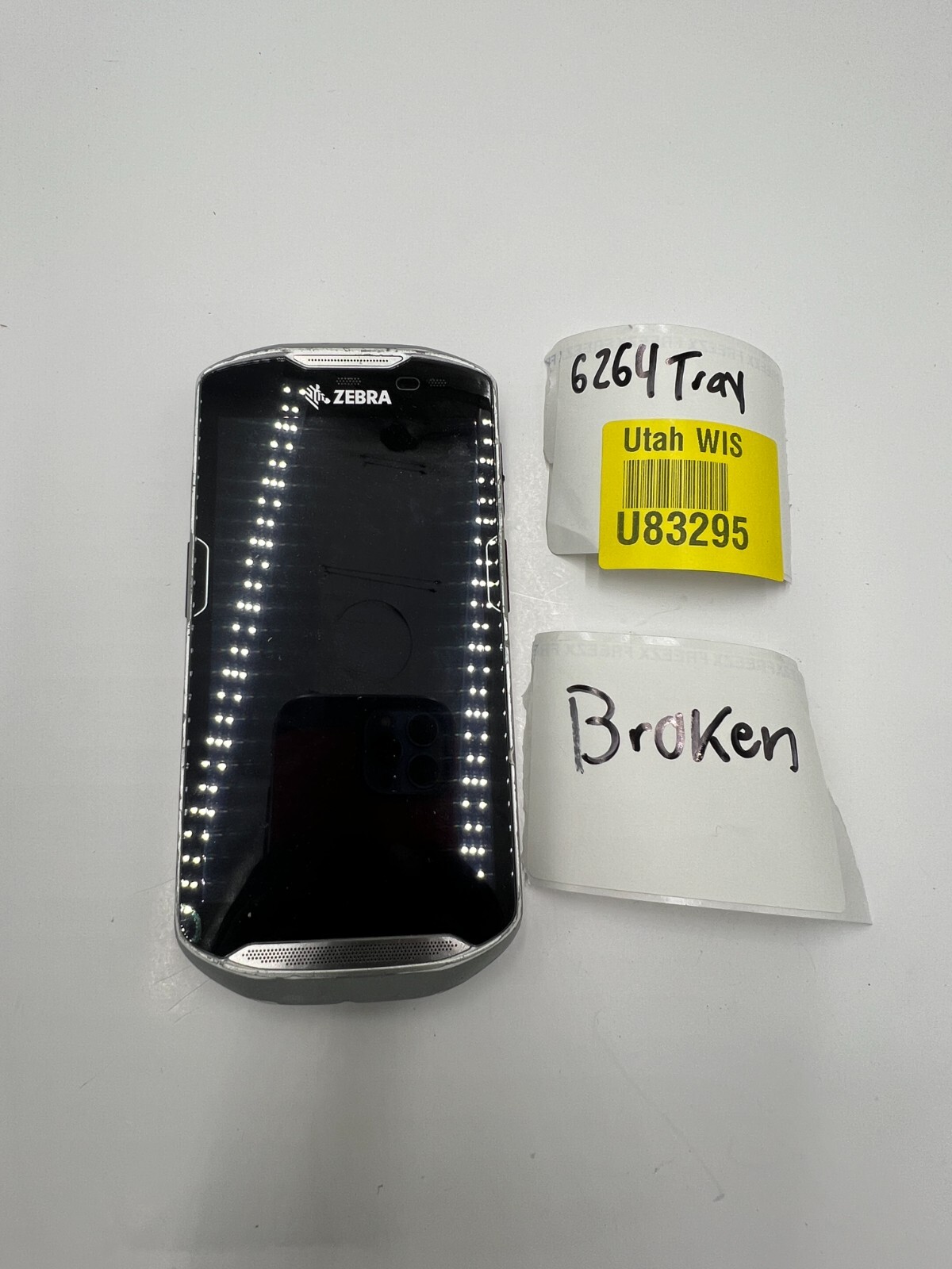 Zebra Handheld Computer Barcode Scanner TC56CJ TC56CJ-1PAZU4P-25 – BROKEN