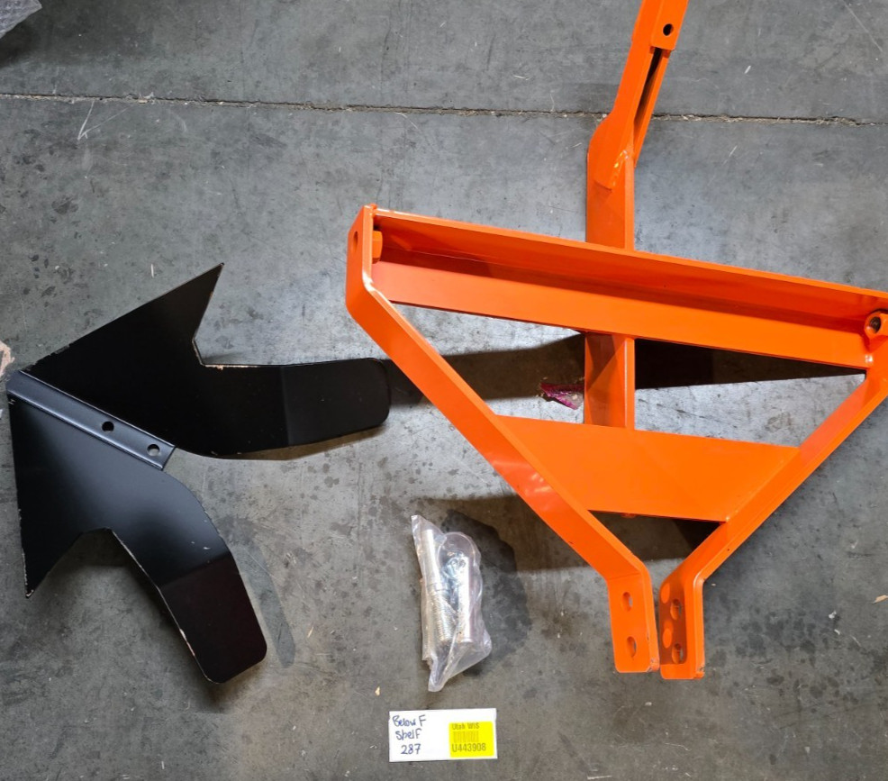 Middle Buster Steel Powder Coated For Category 1 3 Point Quick Hitch Tractor