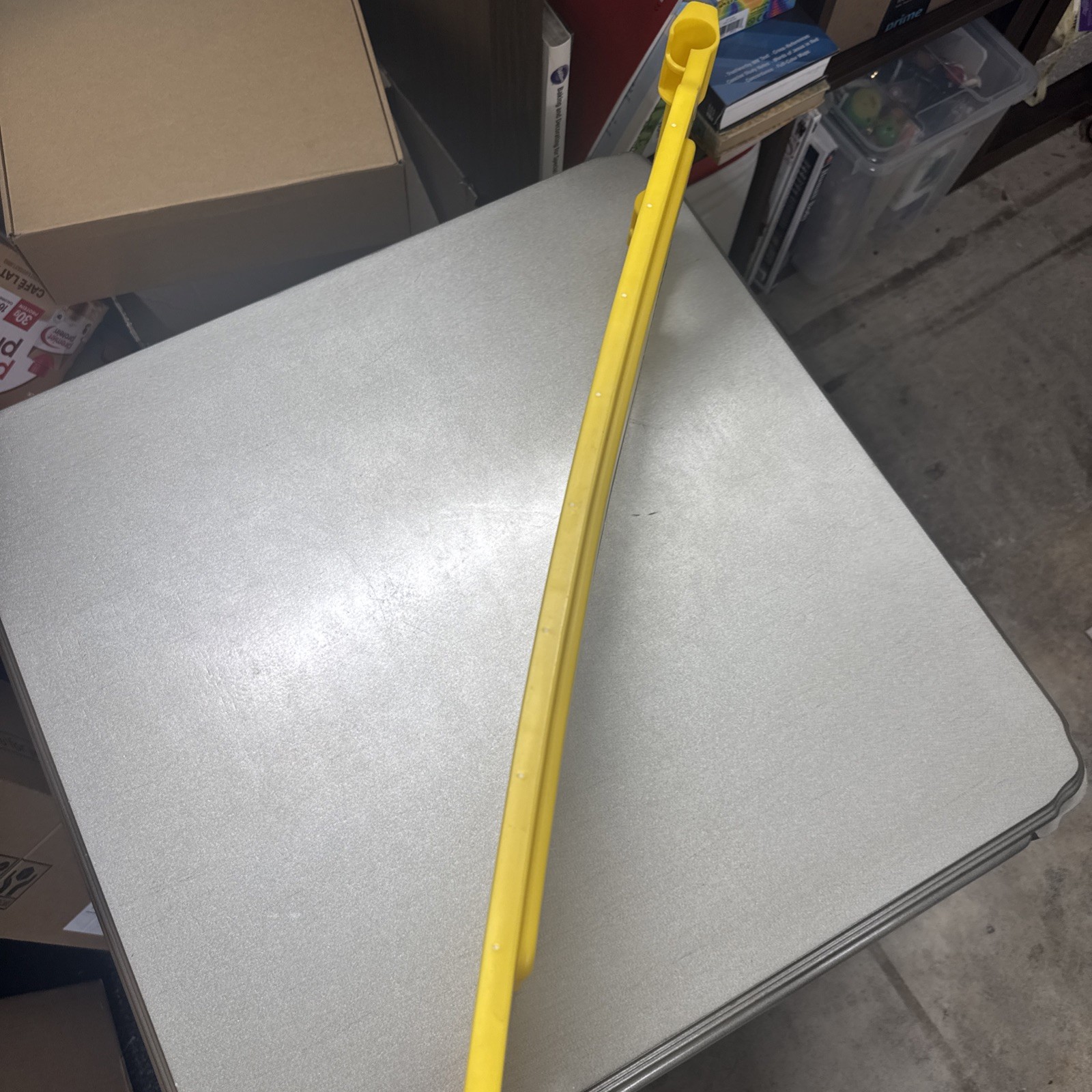 RUBBERMAID CAUTION WET FLOOR YELLOW 1 SIDED SIGN WALL DECORATION