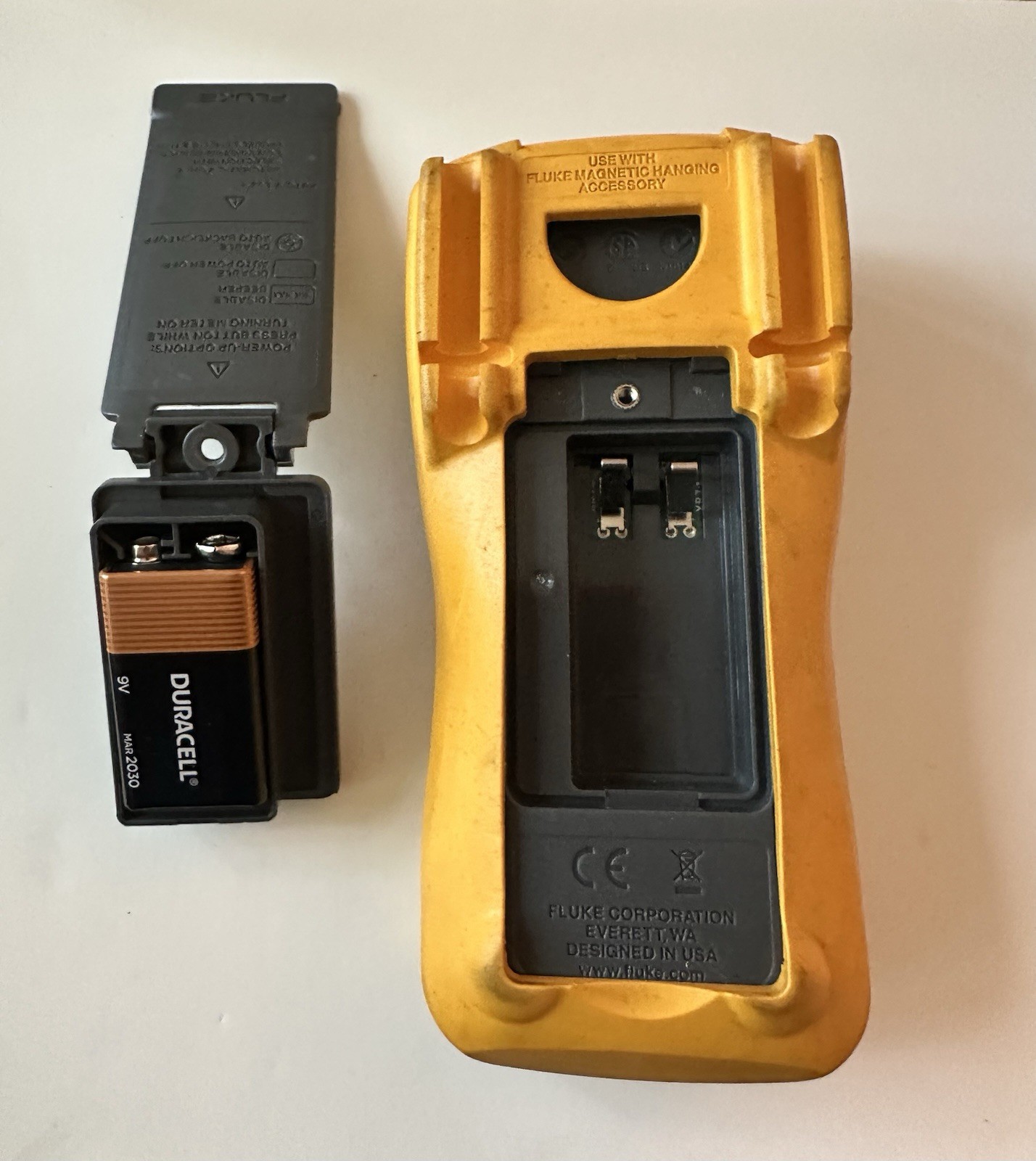 Fluke 115/322 True RMS HVAC Multimeter and Clamp Meter Combo Kit