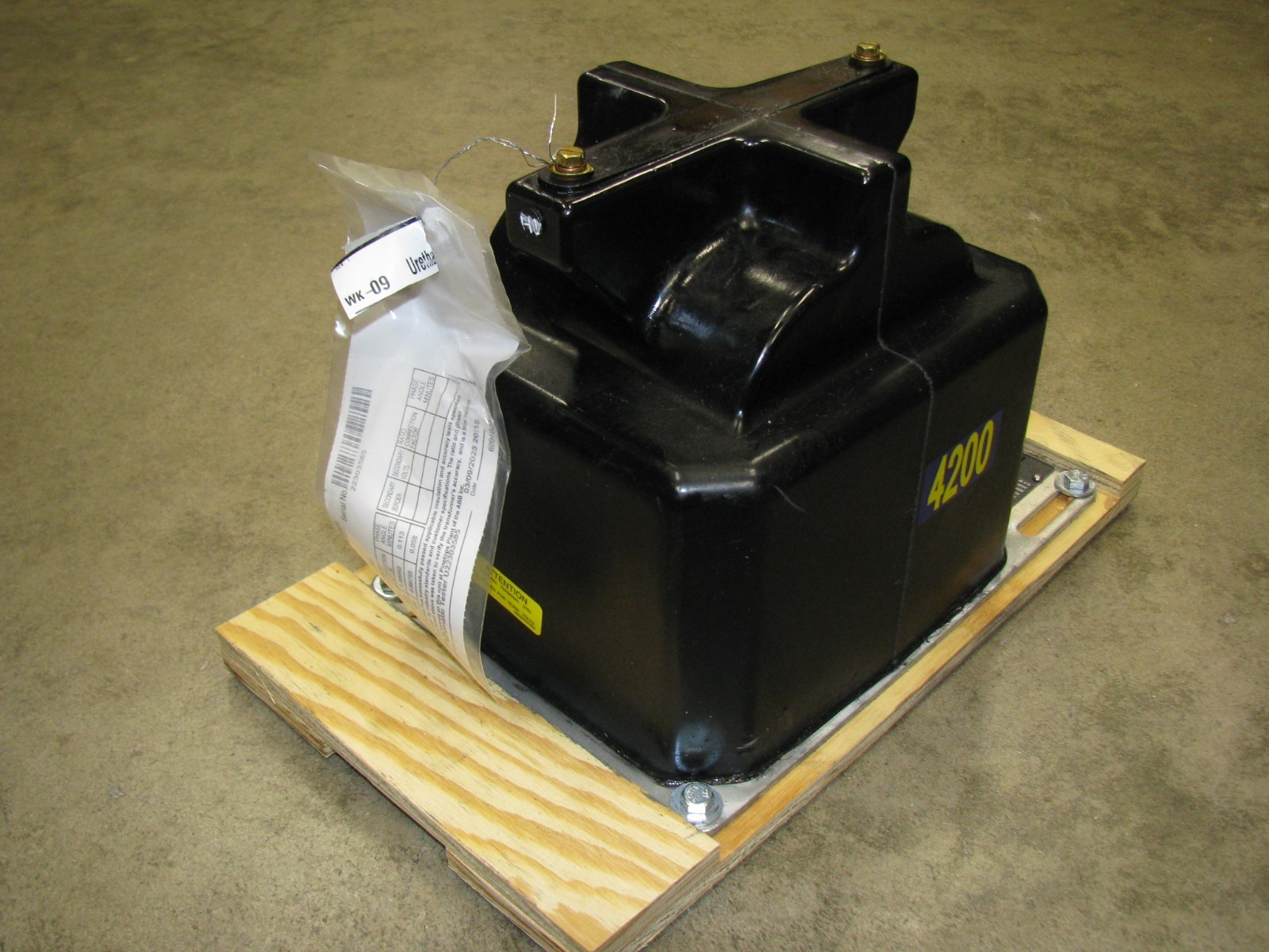 7525A71G02 ABB Electrical Transformer VIZ-75 Ratio 35:1
