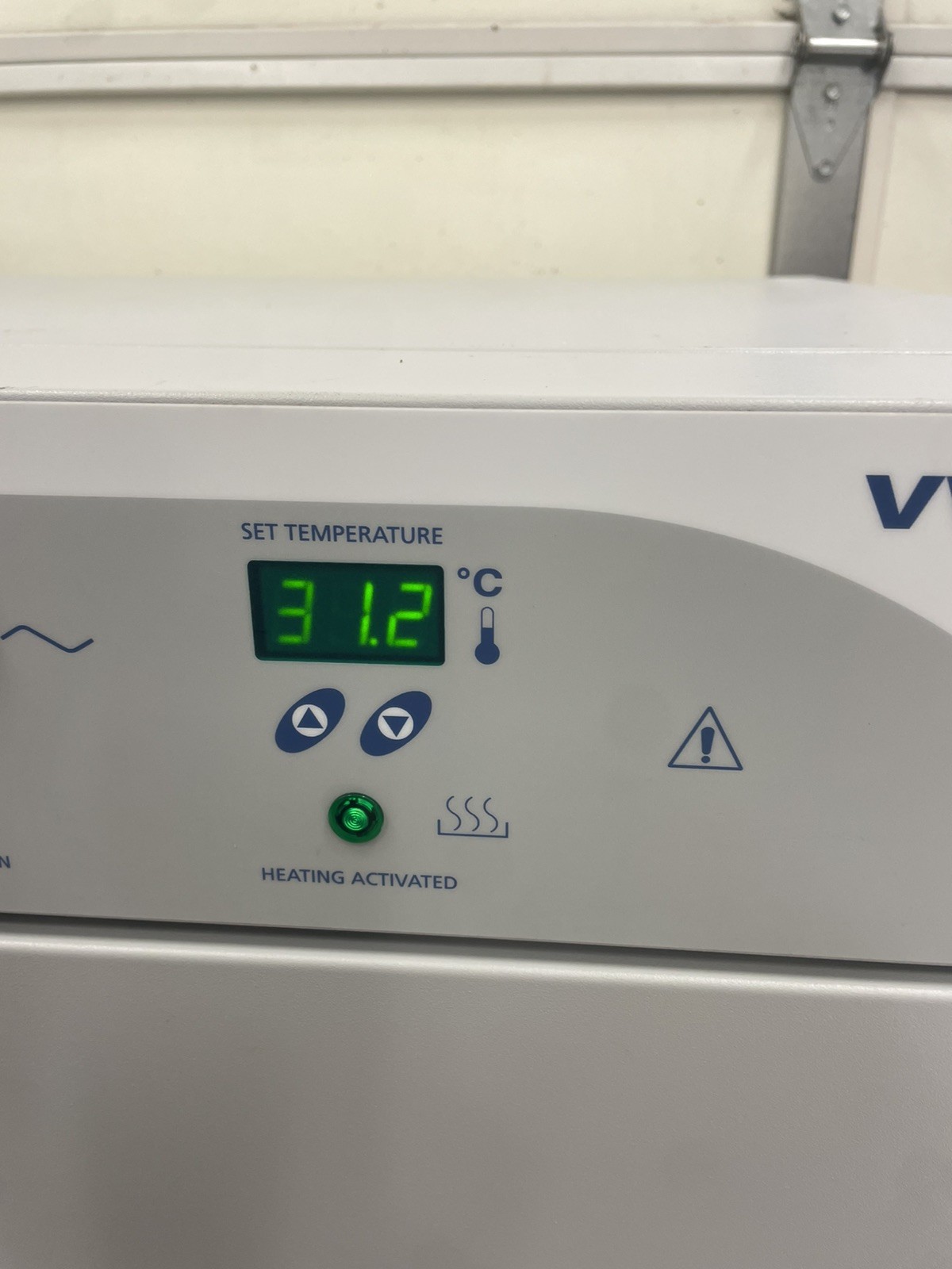 VWR 1555 General Purpose Dual Door 11.3 cu. ft Incubator 115VAC *Tested*