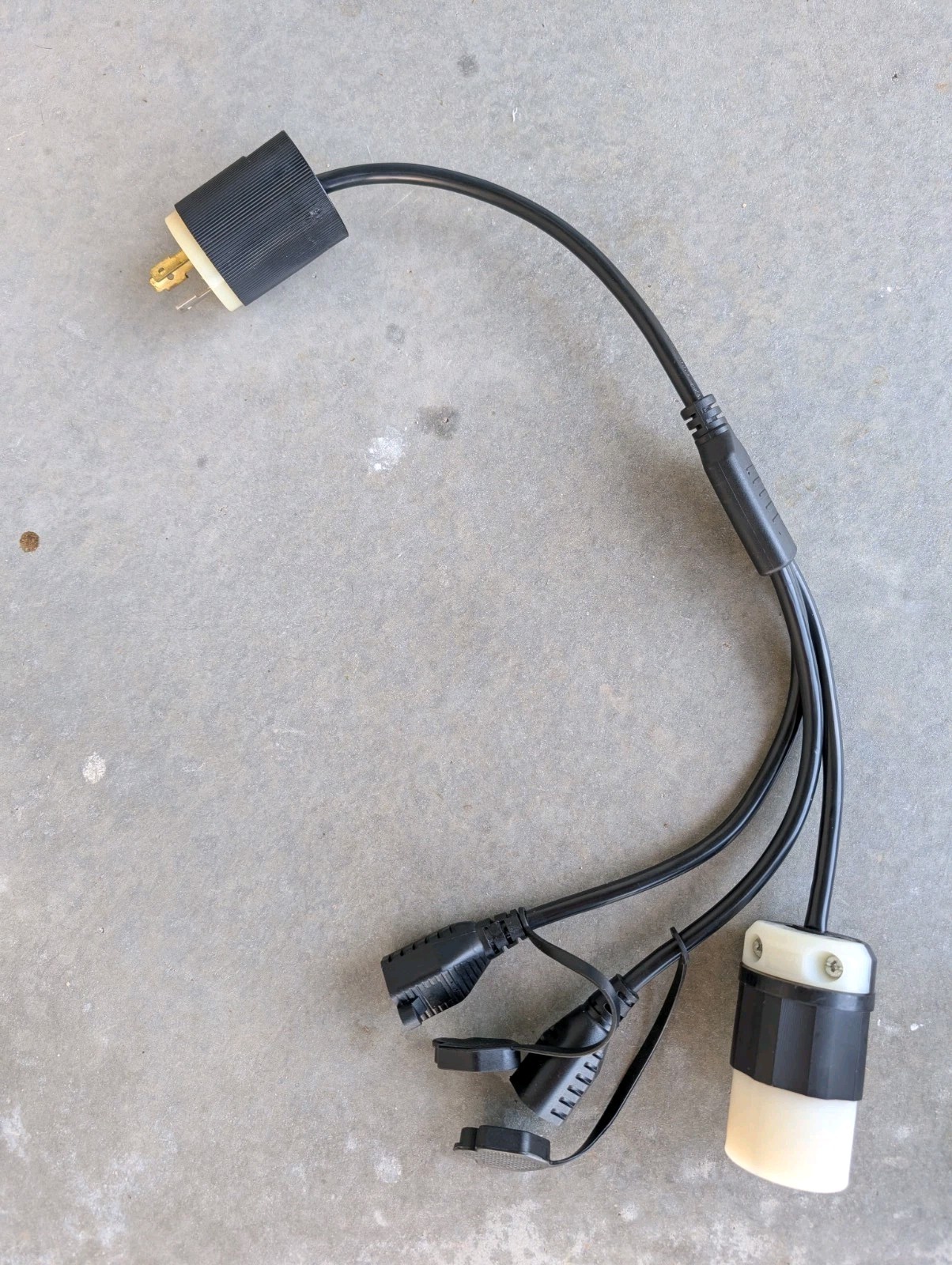 24 inch 1 to 3 Outlet Locomotive Refrigerator Adapter Splitter Cable Plug Cord