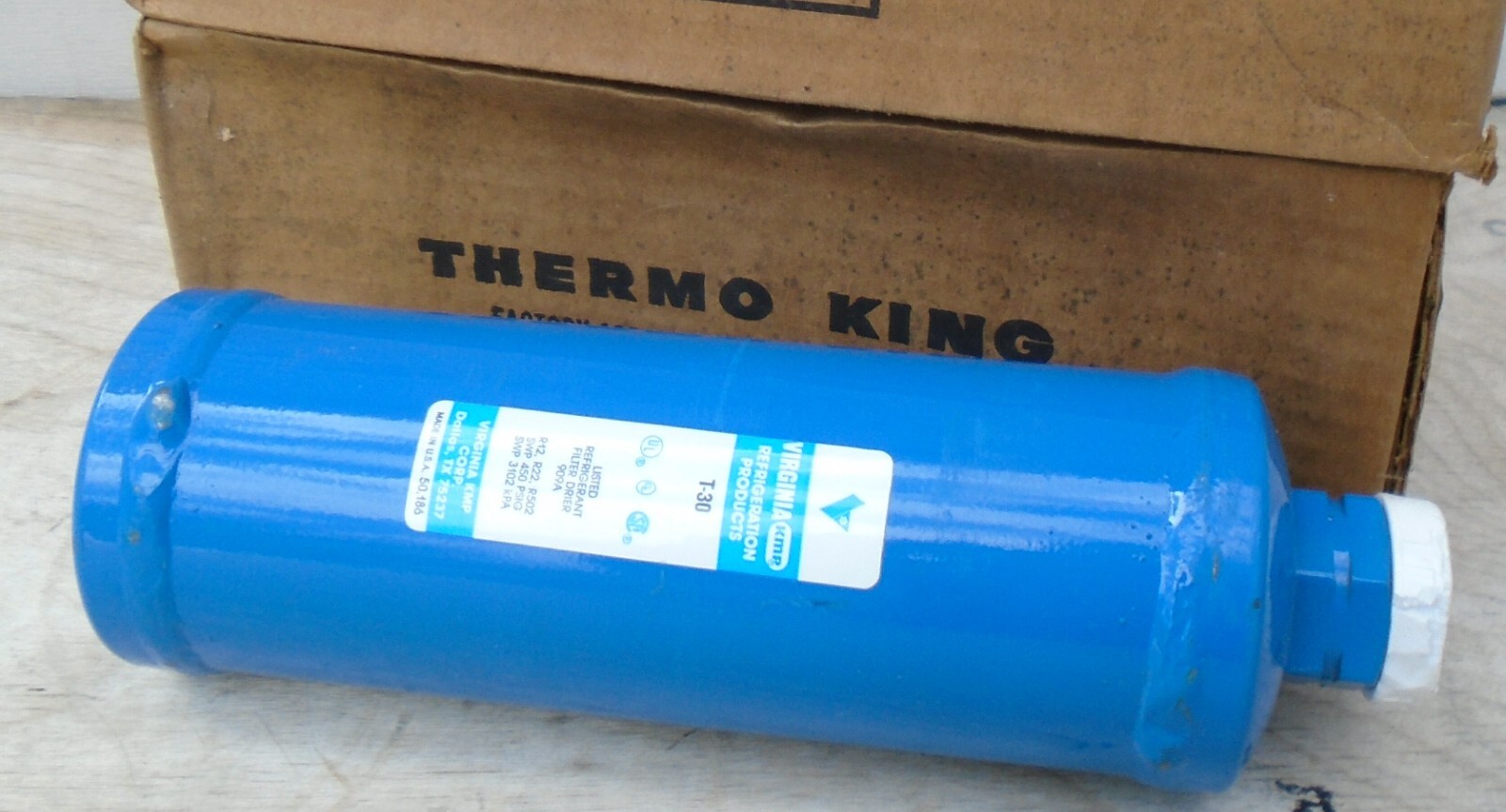LOT OF 2 NEW VIRGINIA KMP REFRIGERATION T-30 FILTER NOS THermo King Drier Filter