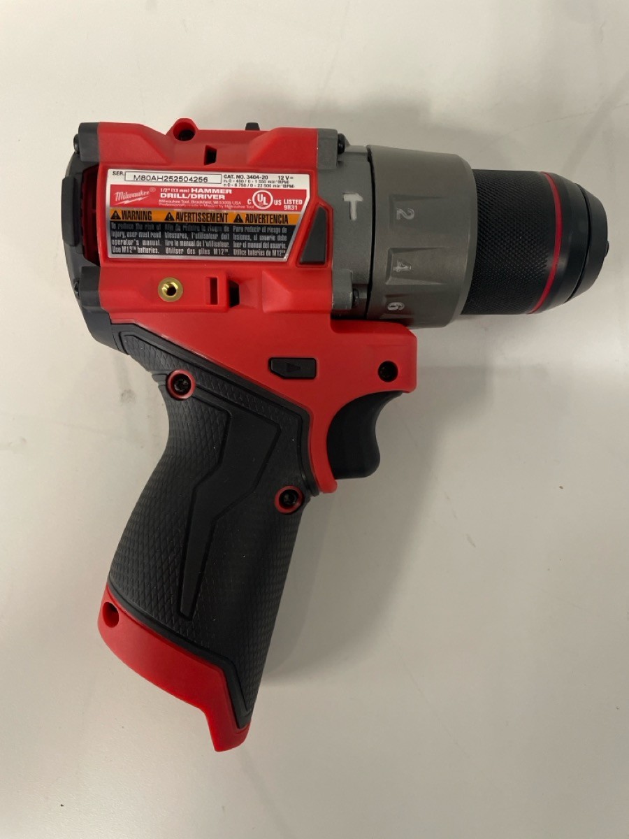 MILWAUKEE 2404-20 HAMER DRILL WITH BATTERY (P18028944)