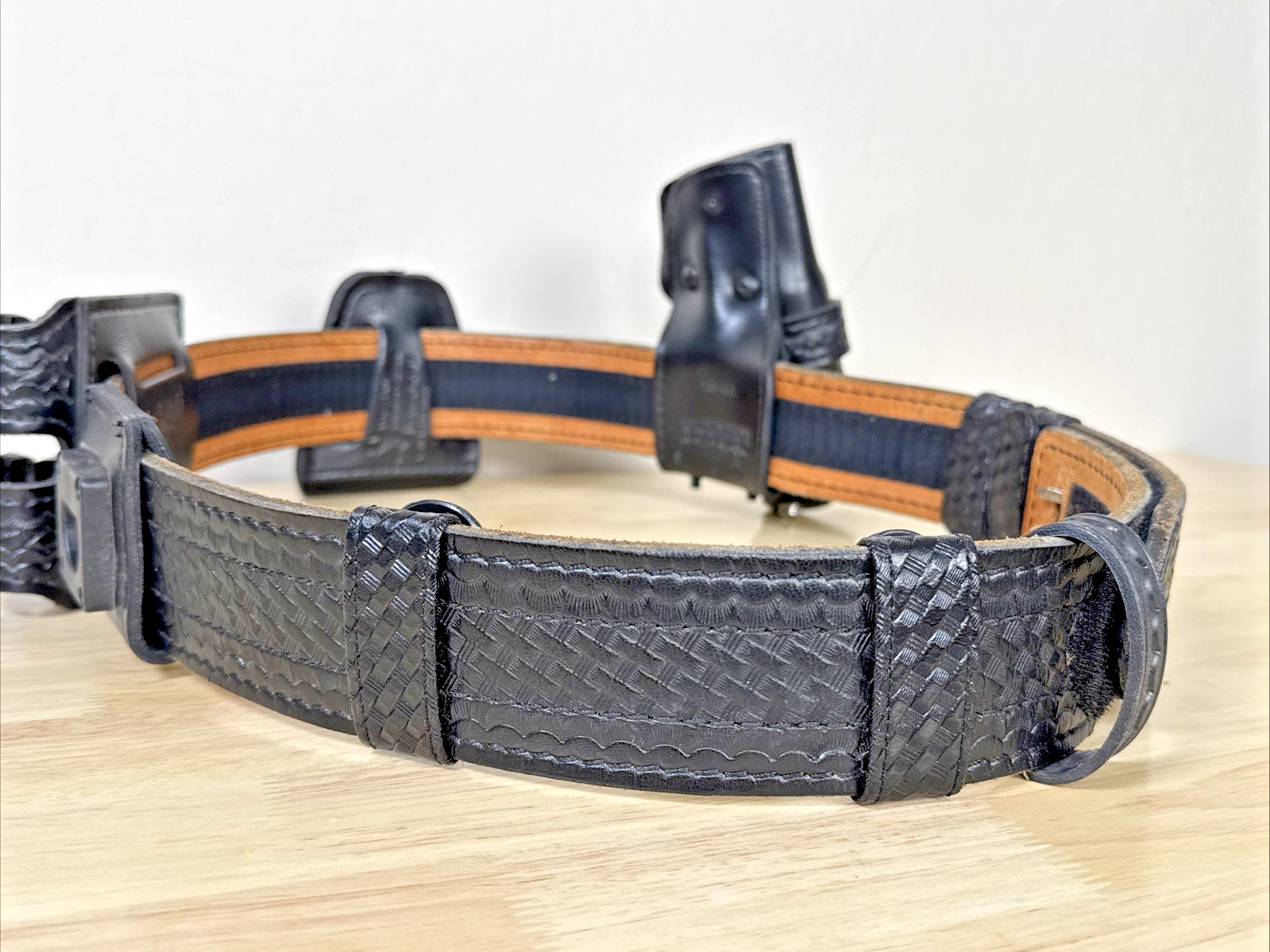 Safariland Model 94 Tactical Leather Belt w/ Gun Holster & Attachments READ