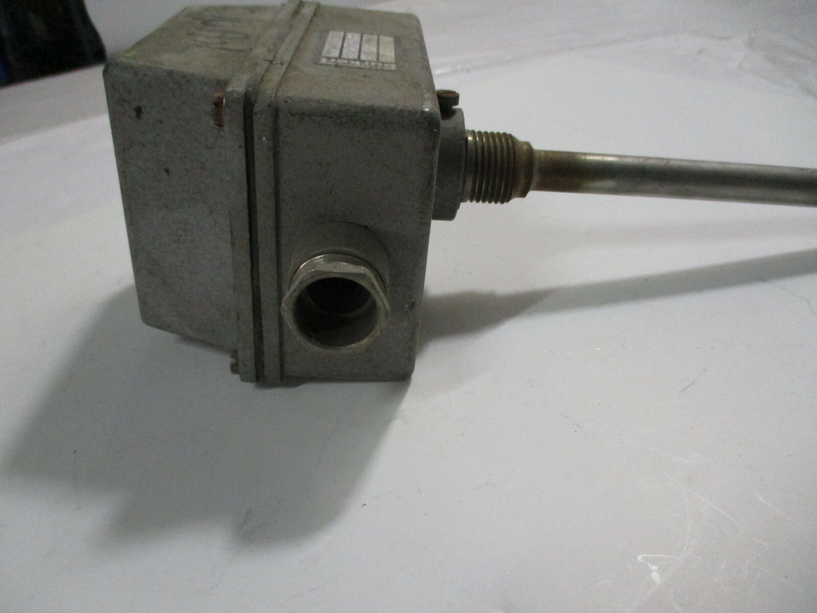 BURKERT TYP/090/A06V/2020 0P0/H/S1/2/04/999 4A 380V 10-100 LTPE
