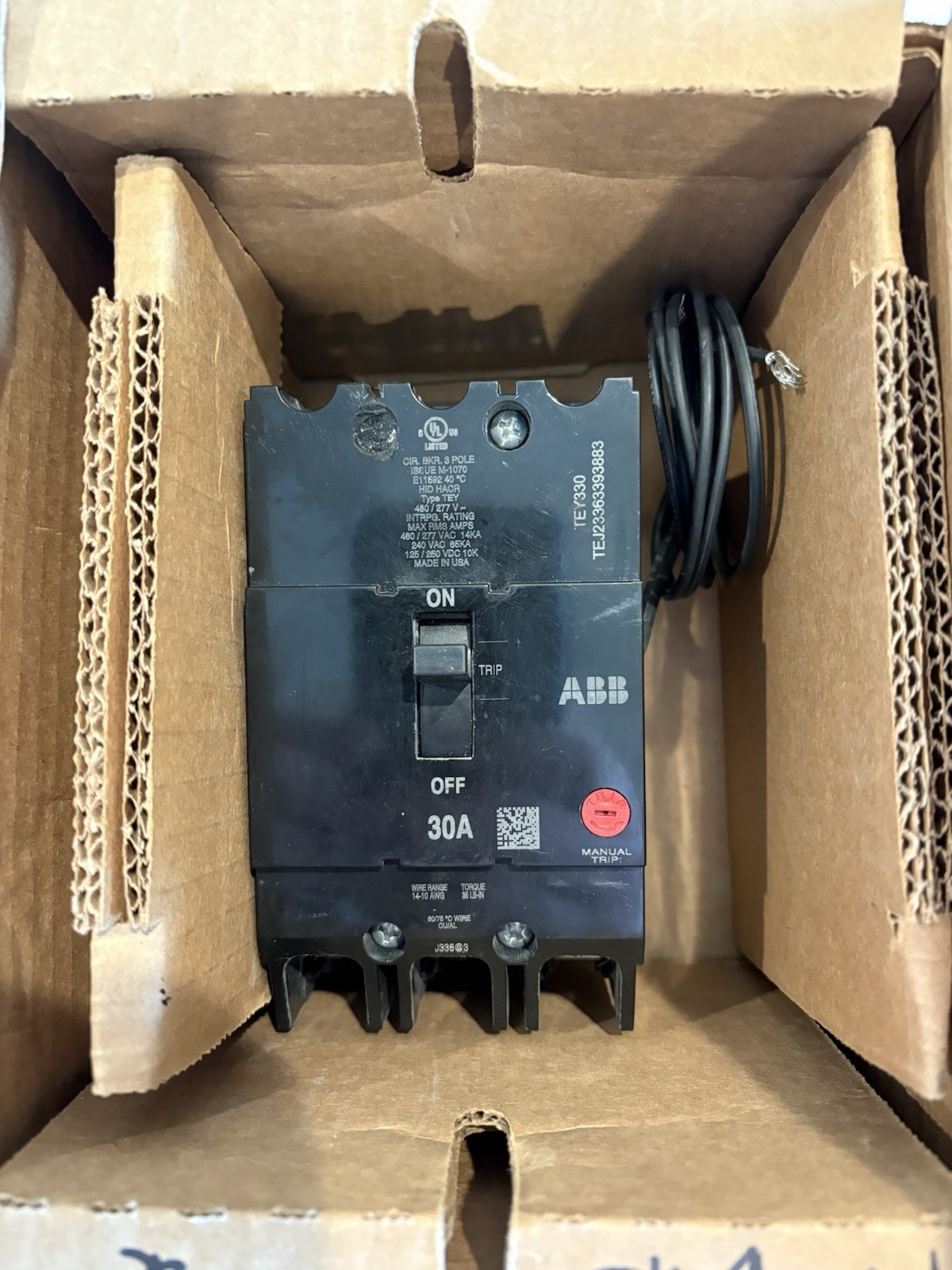 NEW GE TEY330ST12 Circuit Breaker 3 POLE 30AMP W/ 120V SHUNT TRIP NEW