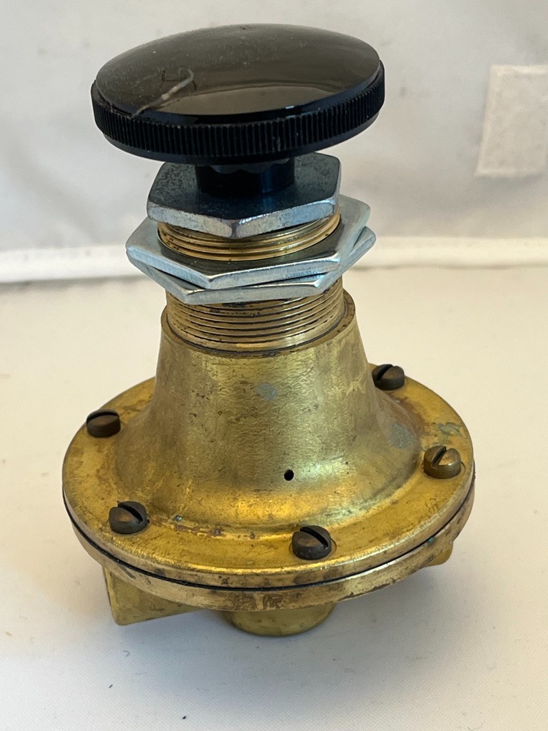 ITT Conoflow GH19XT16568 Manual Loading Regulator, Brass Body, NOS In Org. Box
