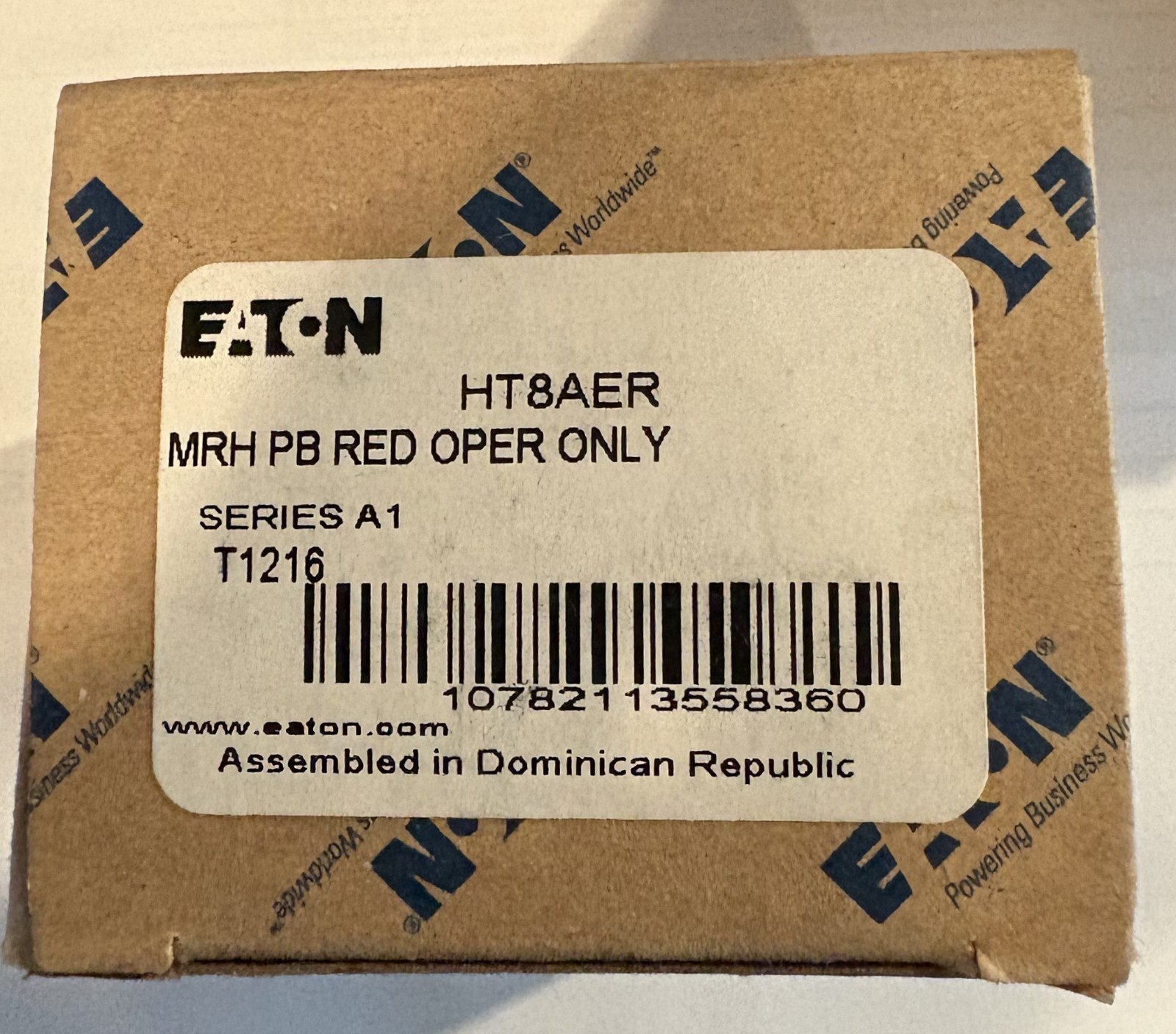 EATON HT8AER RED MUSHROOM PUSH BUTTON OPERATOR-NEW ORIGINAL PACKING