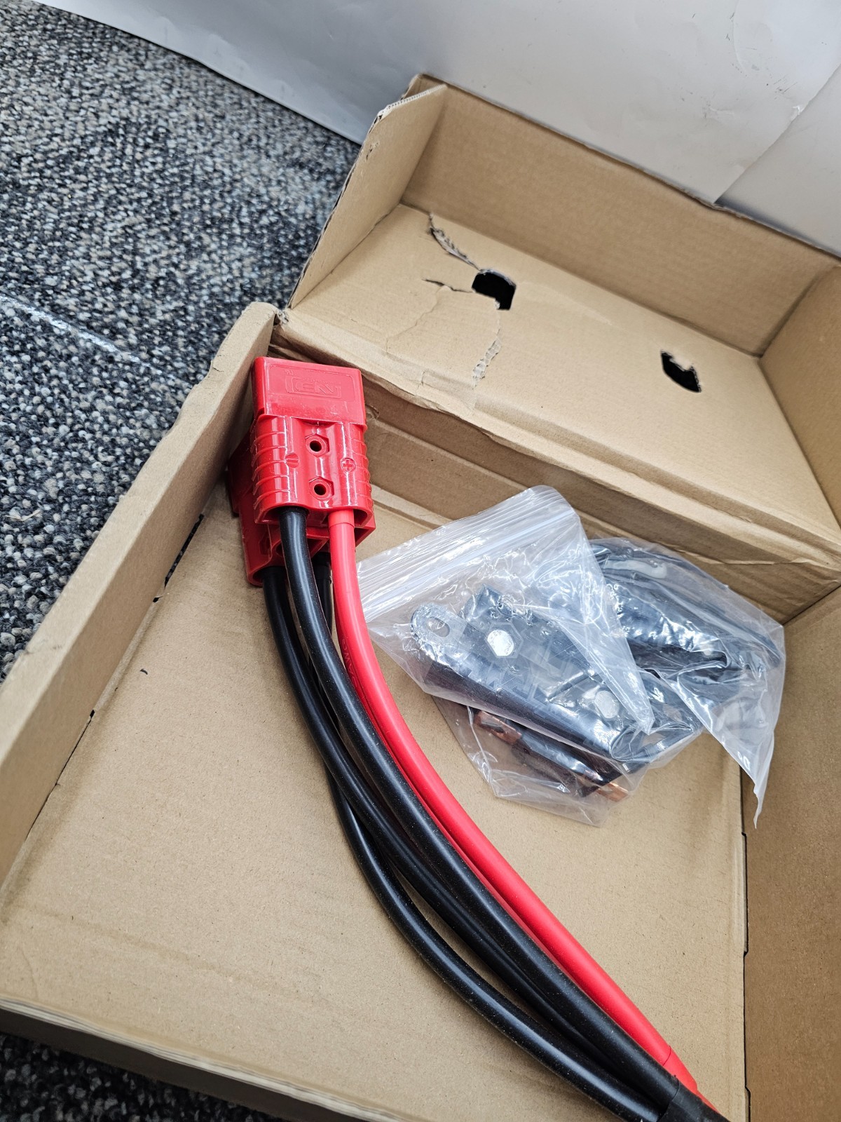 Anderson ACF3/1 Copper Battery Cable Black Red Gauge AWG Terminal