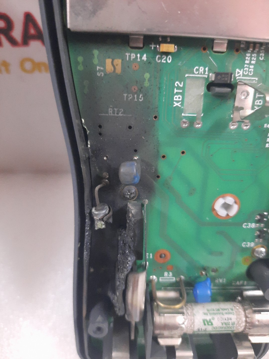 Parts only FLUKE 115 True RMS Multimeter working not parts only