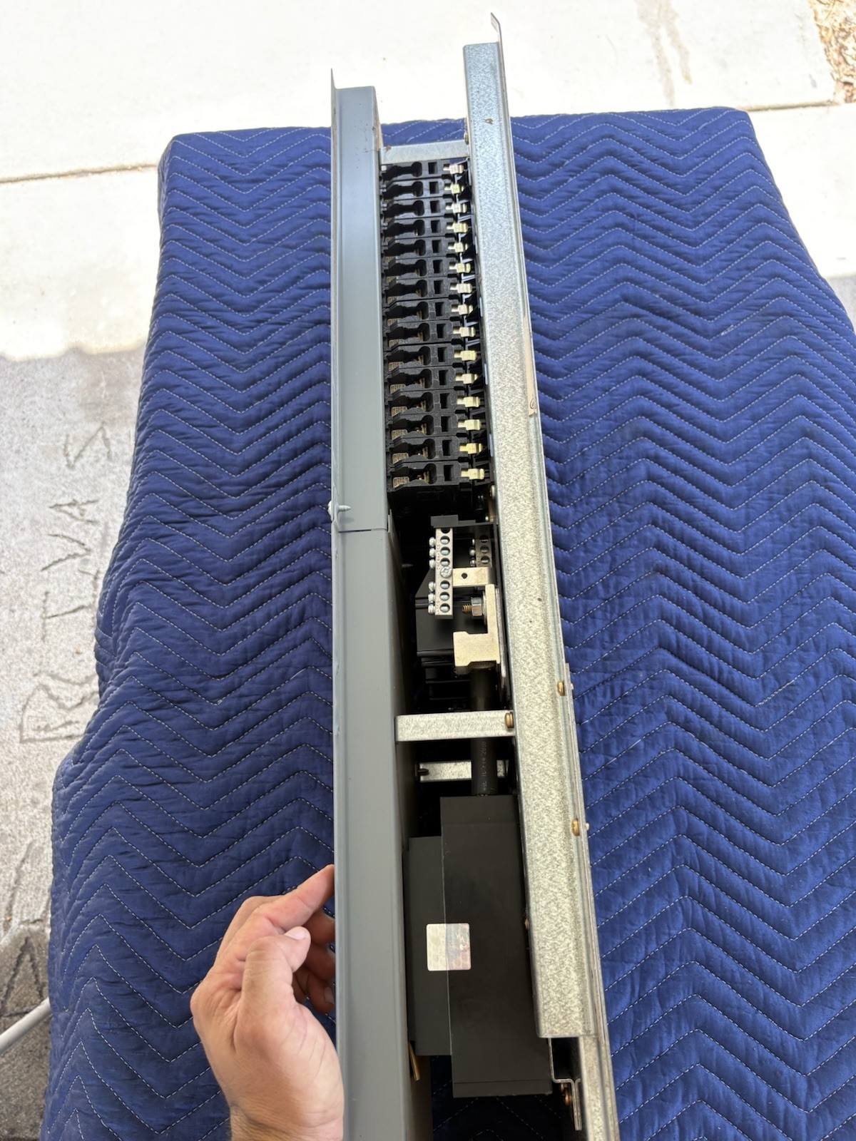 Square D NQ Panelboard Interior for 3-phase, 208Y/120V electrical systems