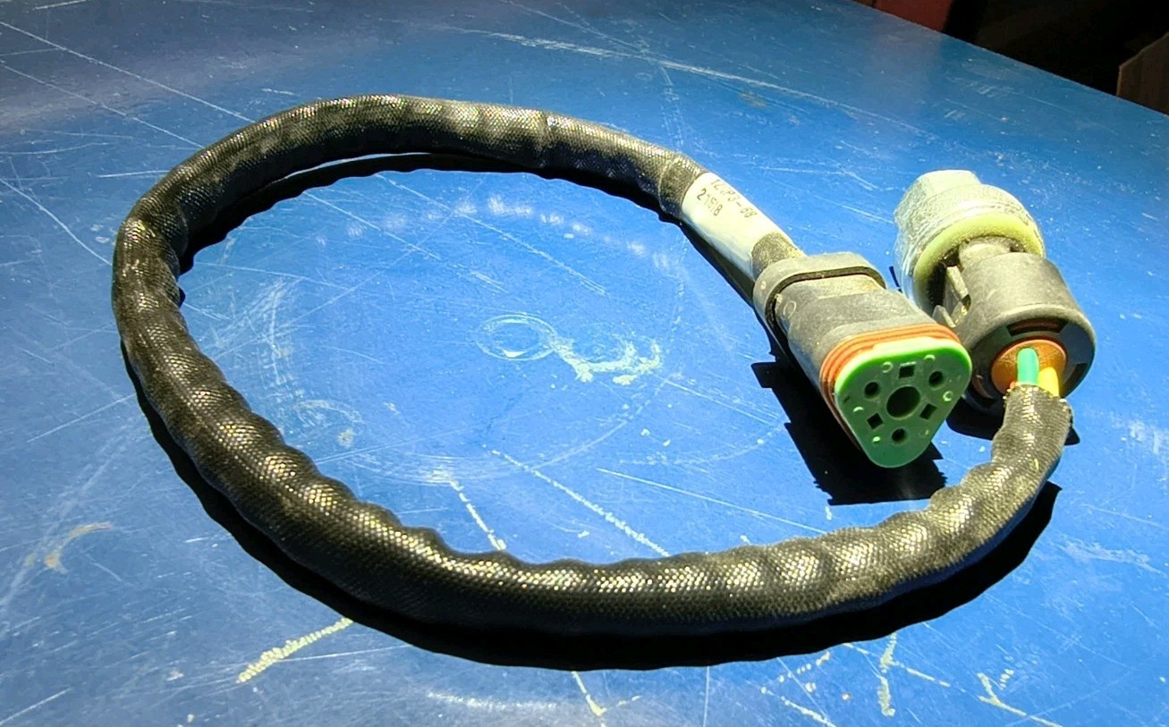 Genuine CAT Pressure Sensor GP 194-6725 – No Bag or Packaging.