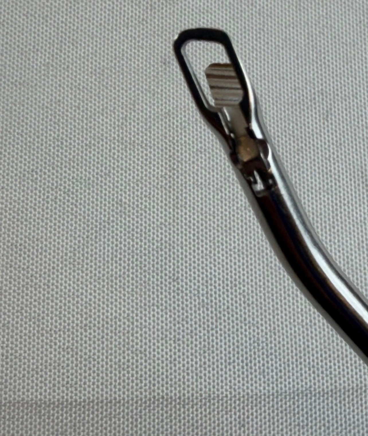 Acufex 012015 Curved Left Duckbill Upbiter Loop Handle Arthroscopy Punch