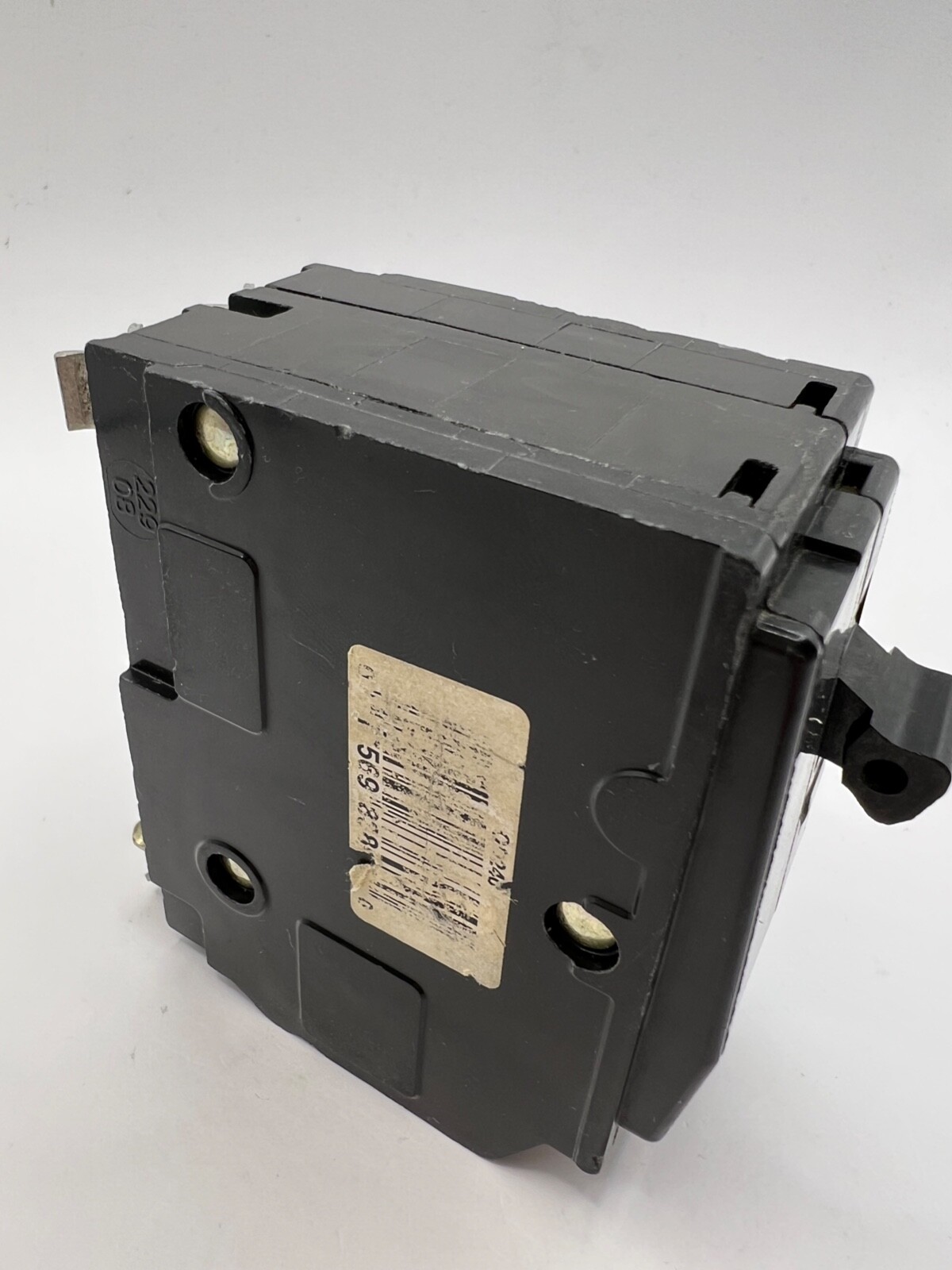 Square D QO240 2 Pole 40 Amp 120/240 V AC Type QO Plug In Yellow Circuit Breaker