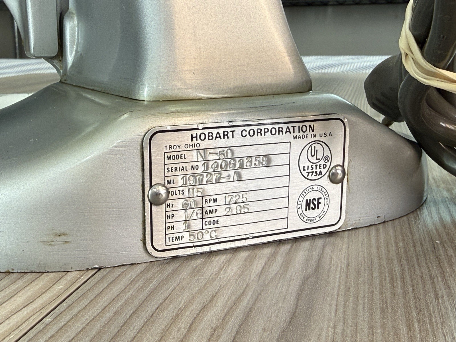 Hobart N50 5 Quart / 5 Qt. Commercial Mixer, Model N-50