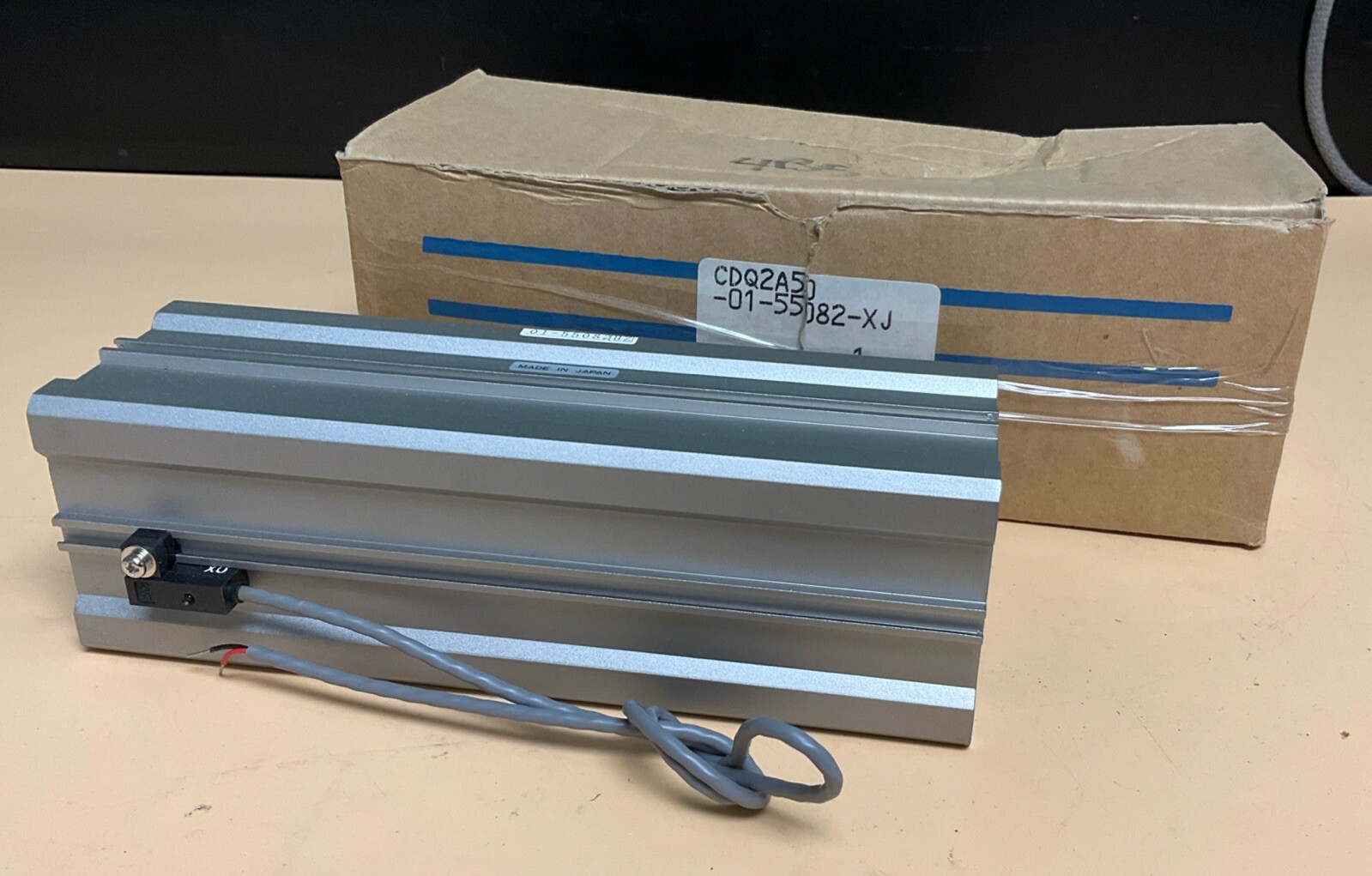 SMC CDQ2A50-01-55082 UZ Cylinder
