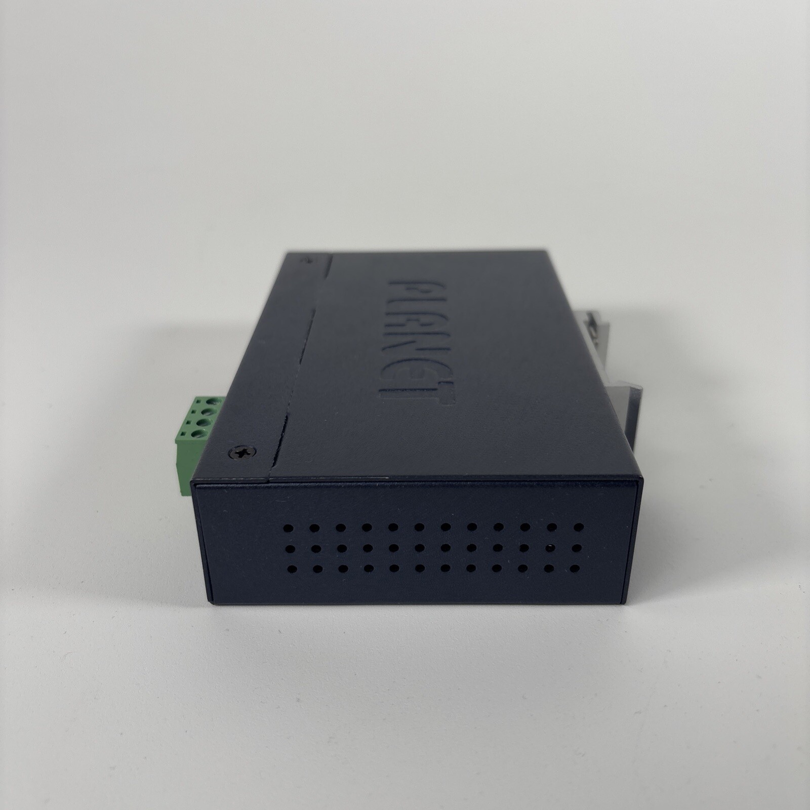 PLANET IPOE-162S / IP30 Industrial 802.3at Gigabit Splitter – Module Only