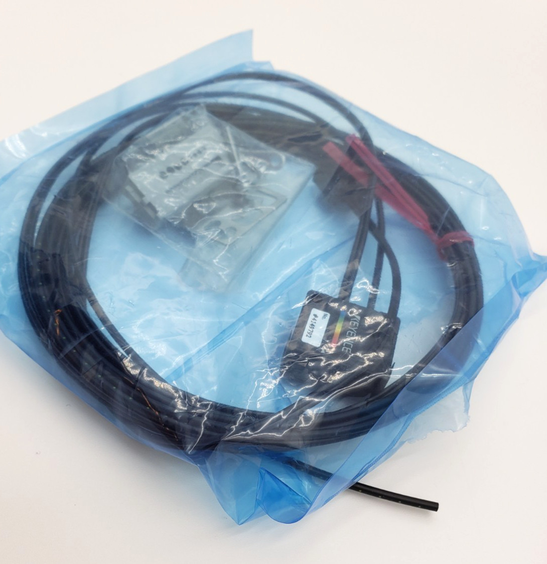 New Keyence CZ-H35S Reflective Fiber Optic Sensor Head CZH35S – 60 Day Warranty