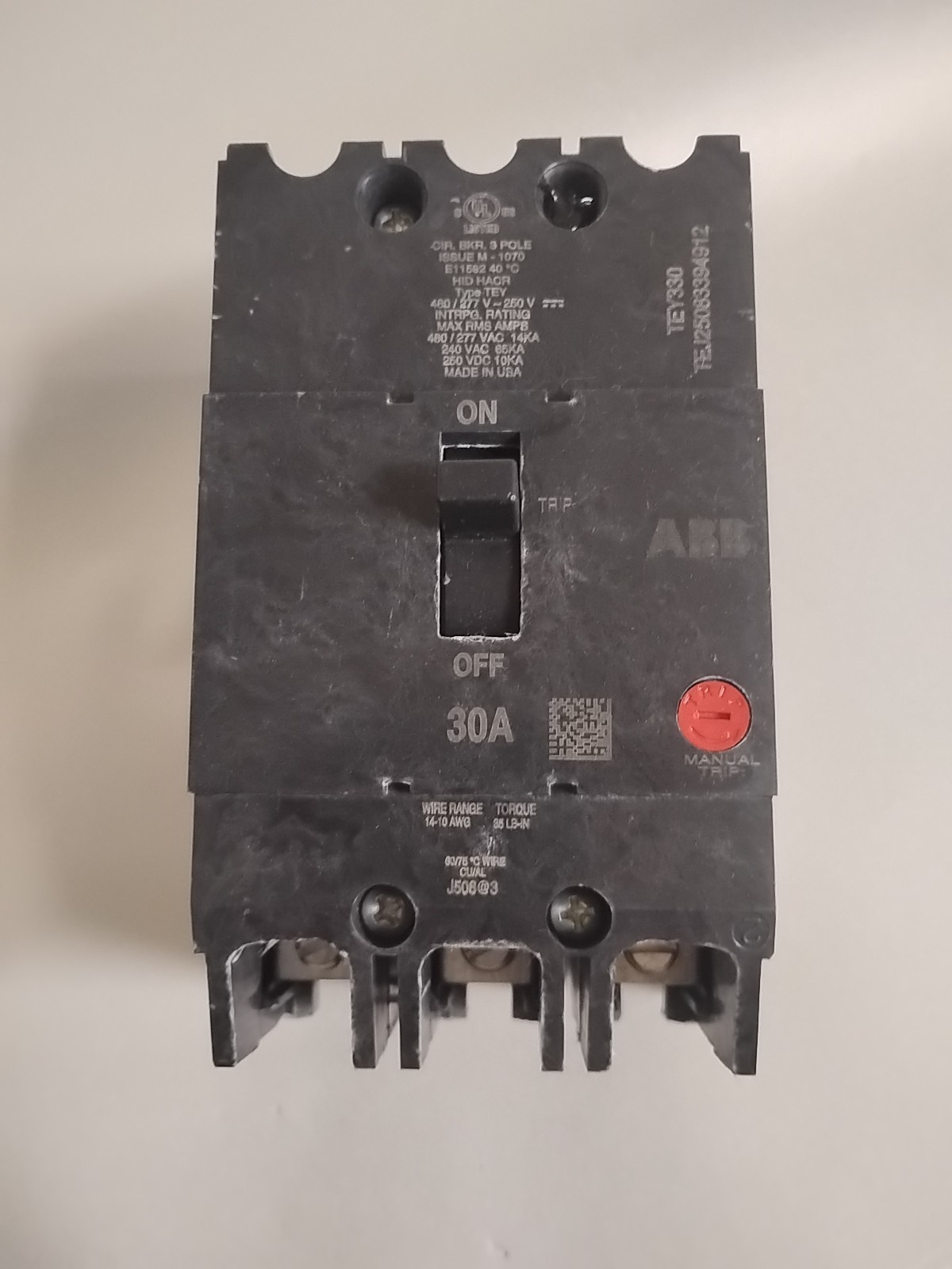 GE ABB TEY330 3Pole 30Amp 480Volt Bolt-On Breaker. New