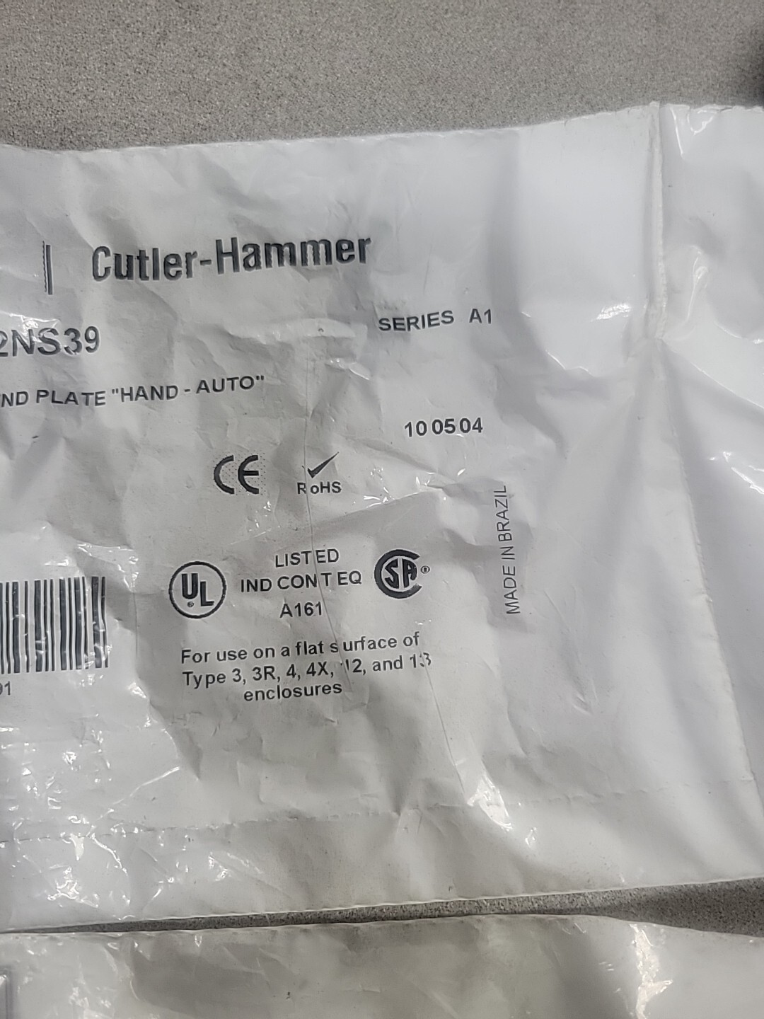 CUTLER HAMMER E22NS39 LEGEND PLATE «HAND-AUTO» SERIES A1 2PCS