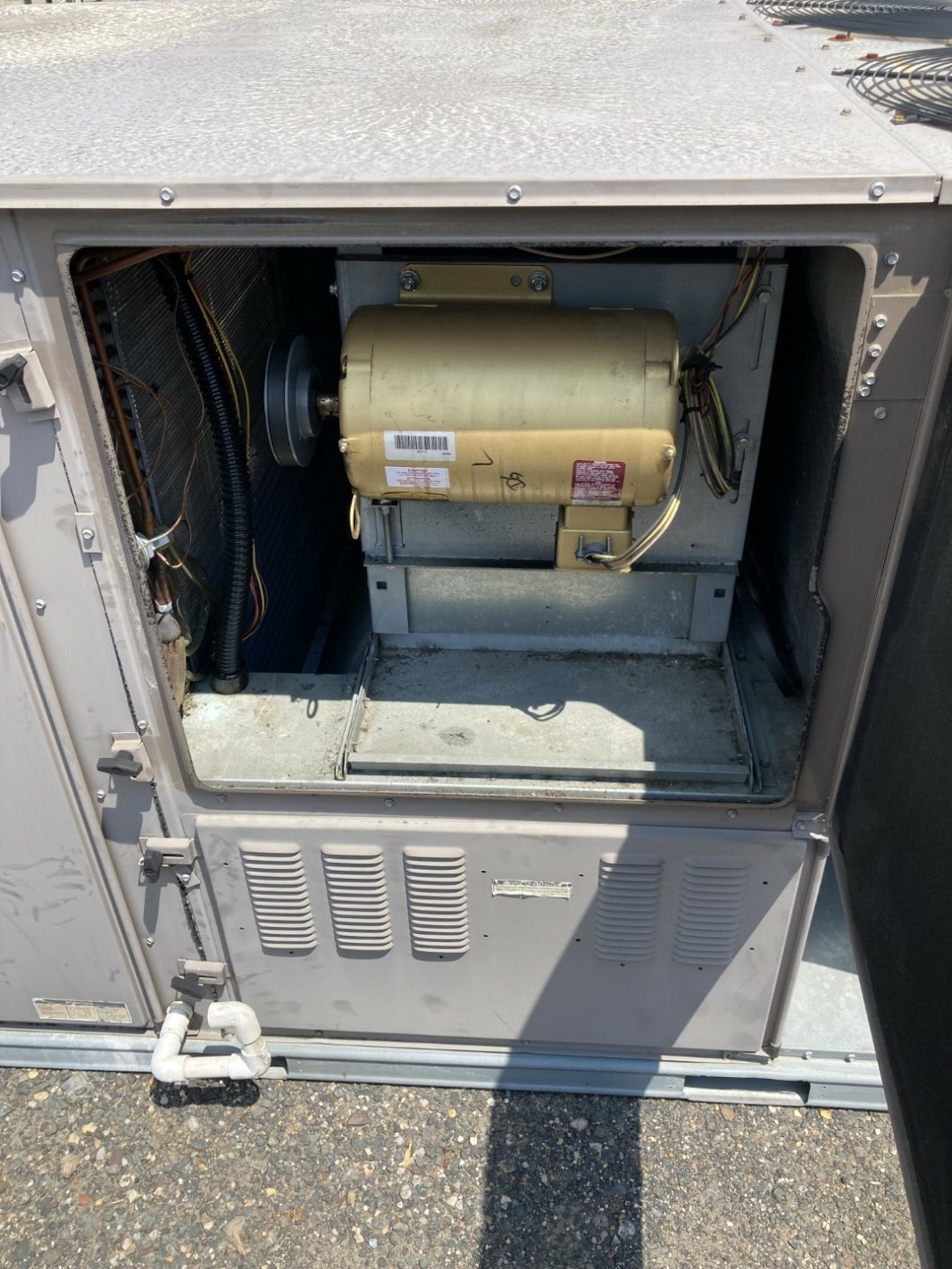 York 12.5 Ton Rooftop AC 208/230-3-60V R410A, ZF150C00N2AAA7A