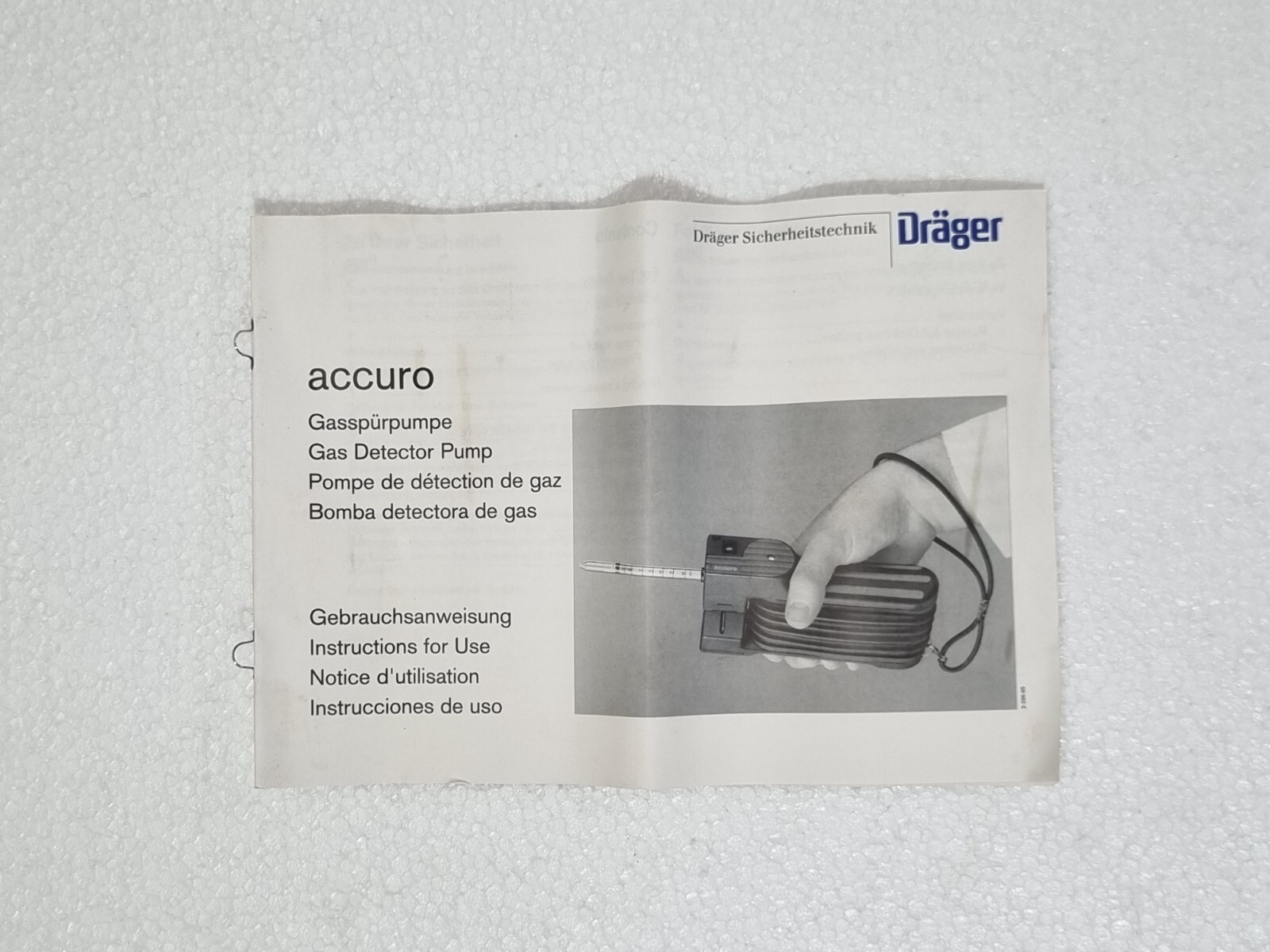 DRAGER ACCURO GAS DETECTOR PUMP 6400000, WITH TUBE OPNER AND EXTENSION HOSE