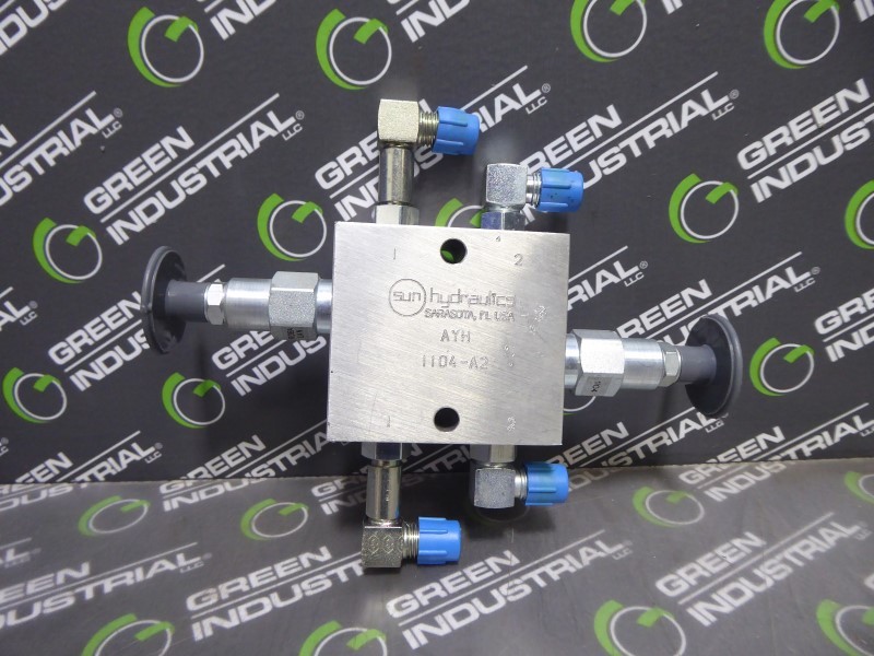 NEW Sun Hydraulics 1104-A2 Cross Over Relief Valve Assembly